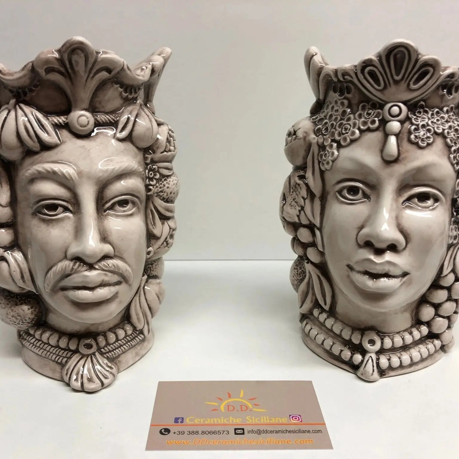 Teste di Moro Afro Frutta Ceramica Caltagirone cm H.18 L.12 Artigianale Beige - DD CERAMICHE SICILIANE