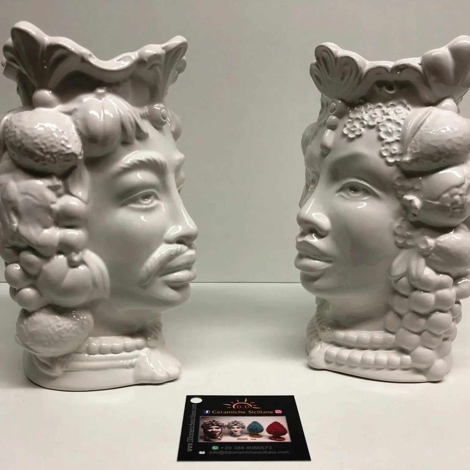 Teste di Moro Afro Frutta Ceramica Caltagirone cm H.18 L.12 Artigianale Bianco Lucido - DD CERAMICHE SICILIANE