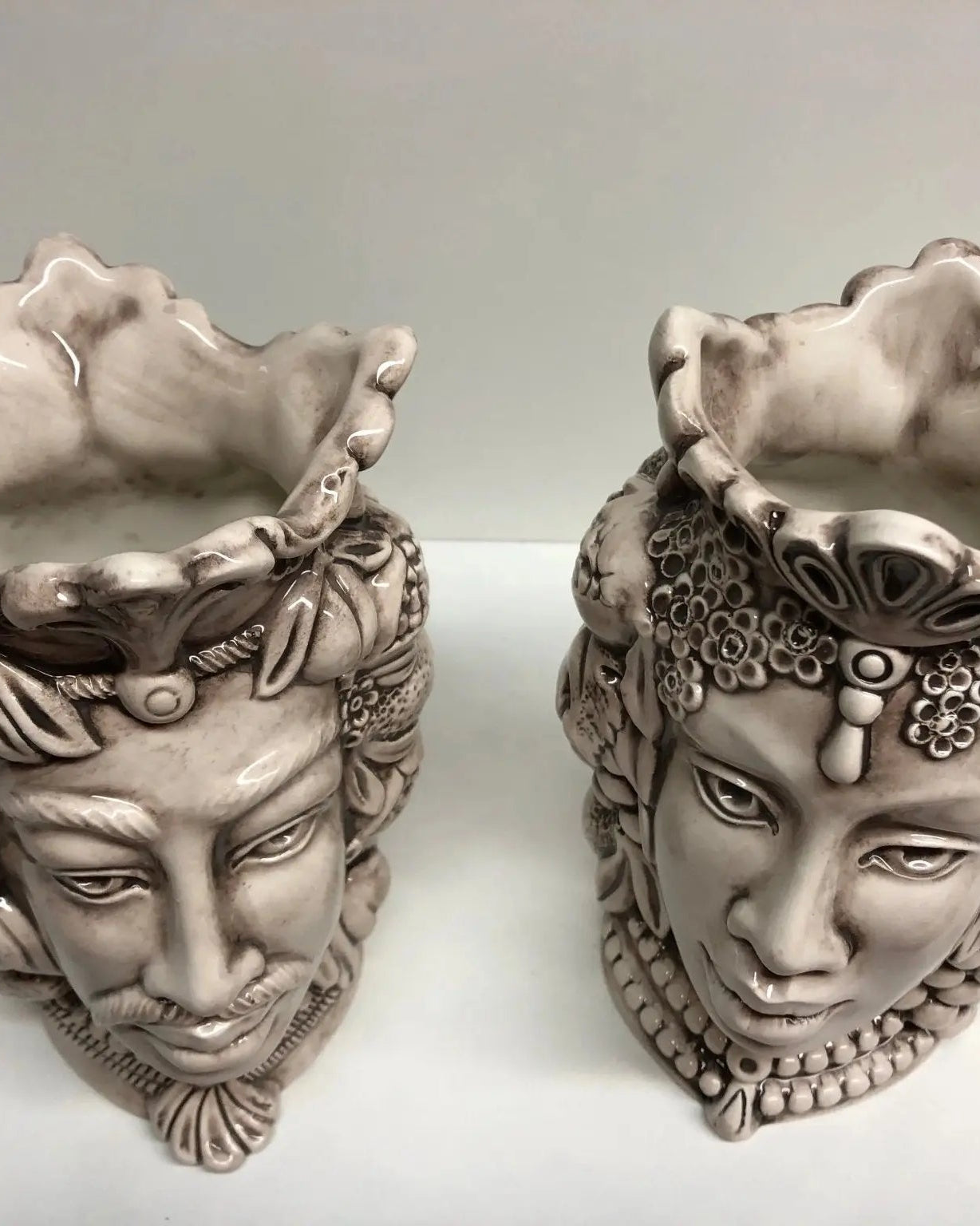 Teste di Moro Afro Frutta Ceramica Caltagirone cm H.18 L.12 Artigianale Beige - DD CERAMICHE SICILIANE