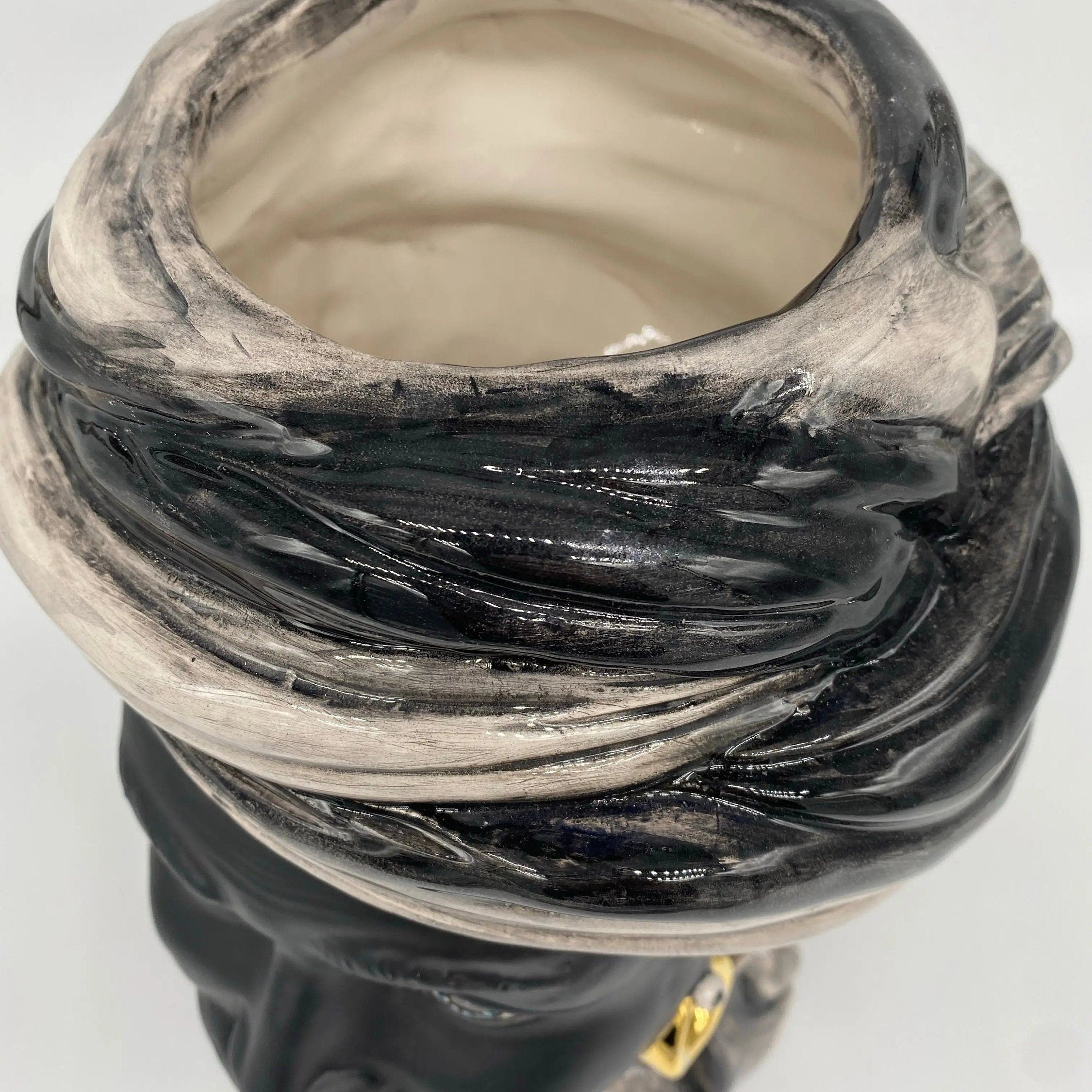 Teste di Moro Anubi Ceramica Caltagirone cm H.29 L.20 Artigianale Grigio Nero Oro DD CERAMICHE SICILIANE