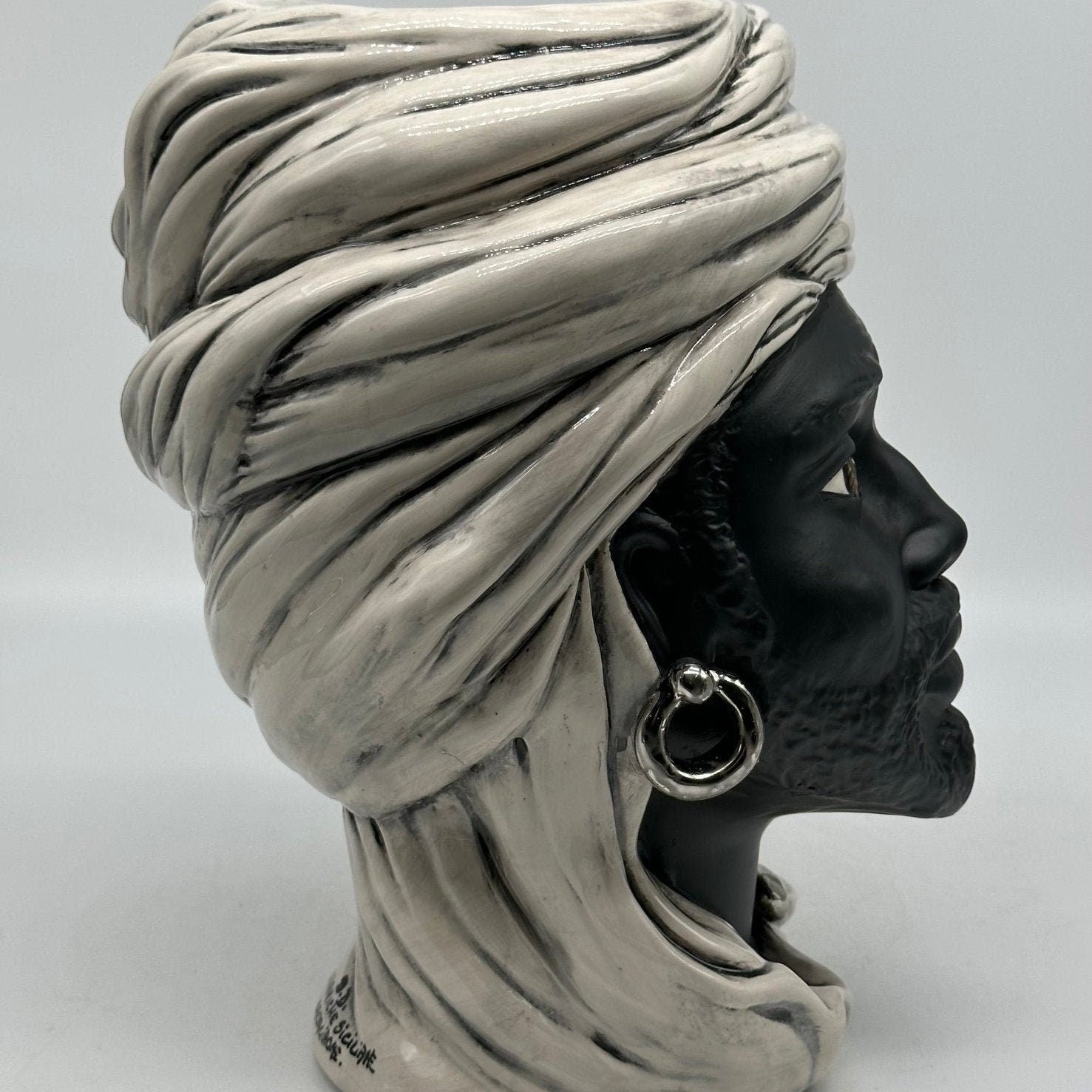 Teste di Moro Anubi Ceramica Caltagirone cm H.29 L.20 Artigianale Ghiaccio Nero Platino - DD CERAMICHE SICILIANE