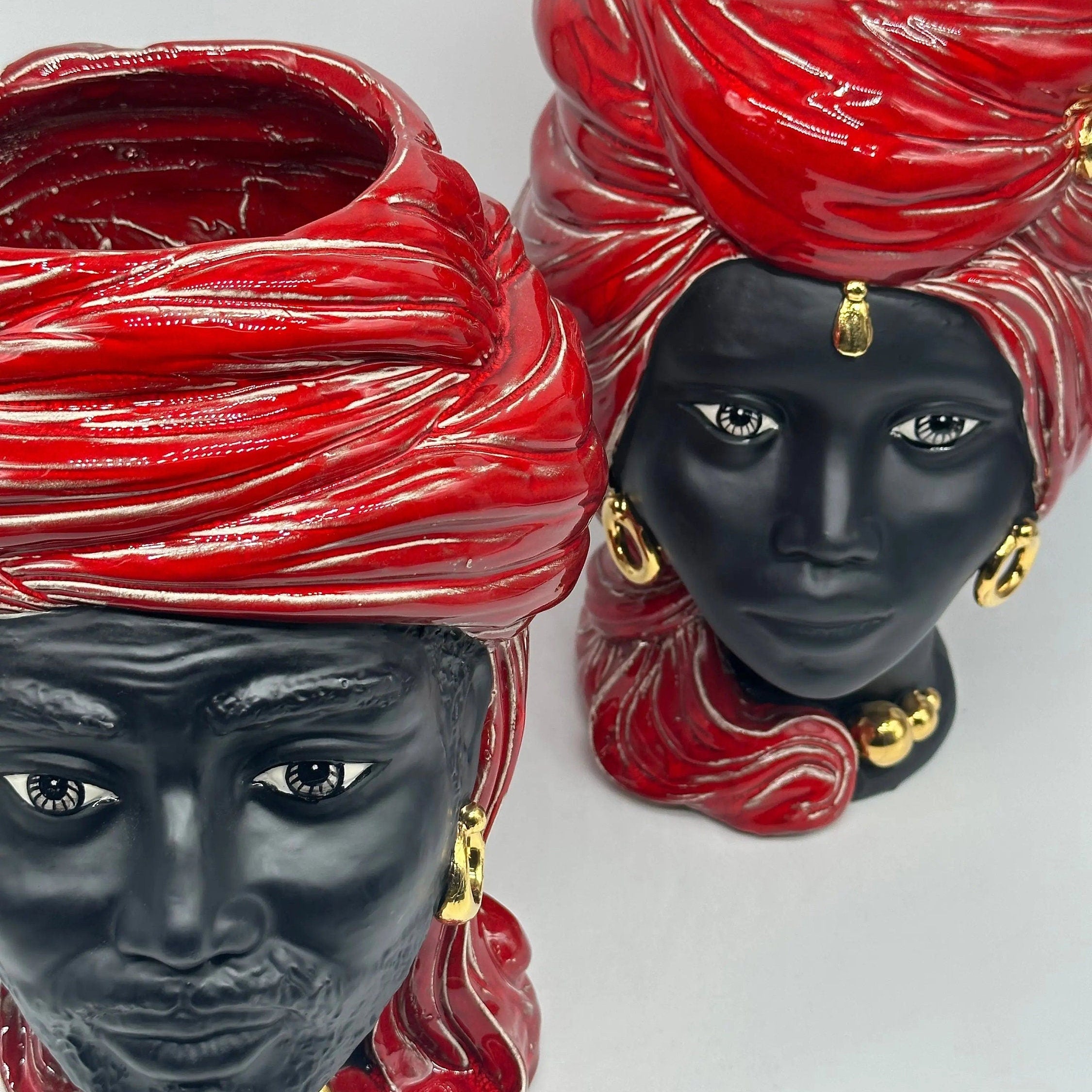 Teste di Moro Anubi Ceramica Caltagirone cm H.29 L.20 Artigianale Rosso Magma Oro DD CERAMICHE SICILIANE