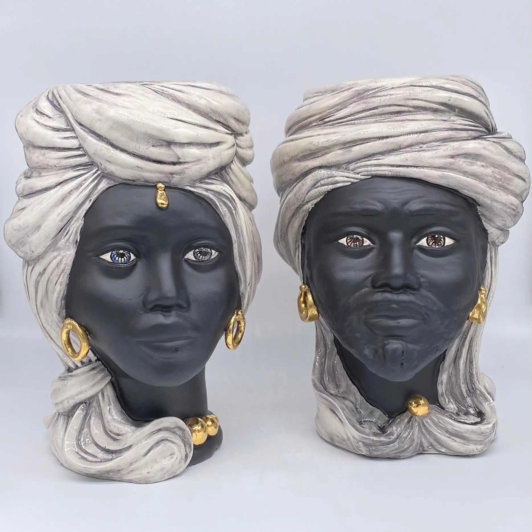 Teste di Moro Anubi Ceramica Caltagirone cm H.29 L.20 Artigianale Ghiaccio Nero Oro DD CERAMICHE SICILIANE