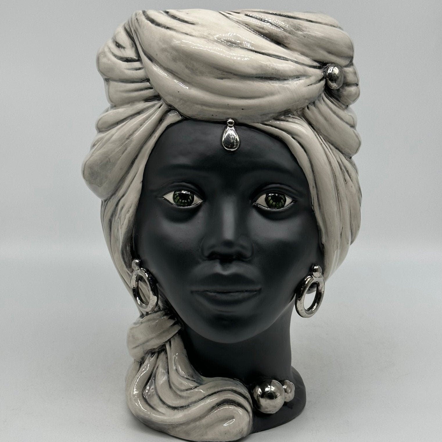 Teste di Moro Anubi Ceramica Caltagirone cm H.29 L.20 Artigianale Ghiaccio Nero Platino - DD CERAMICHE SICILIANE