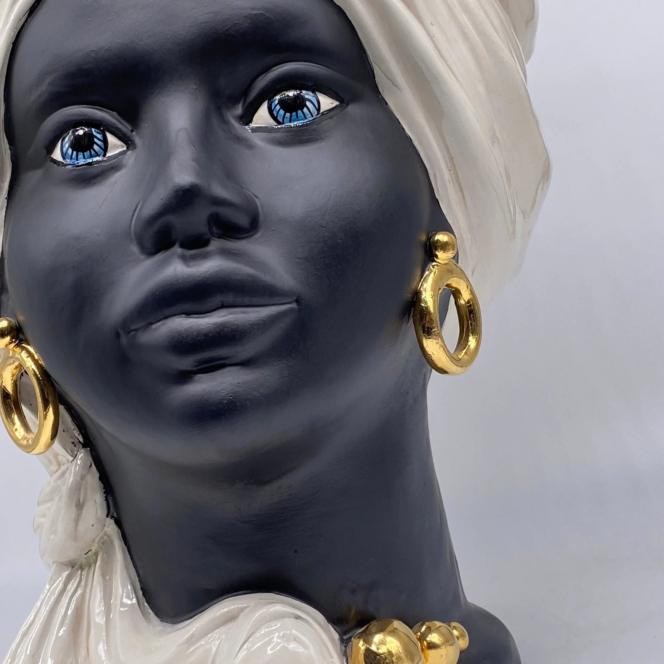 Teste di Moro Anubi Ceramica Caltagirone cm H.40 L.25 Artigianale Bianco Nero Oro DD CERAMICHE SICILIANE