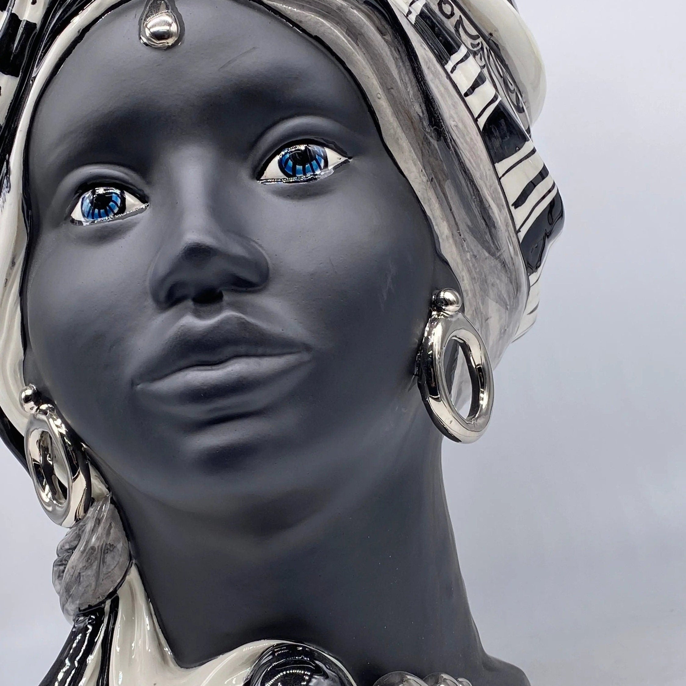 Teste di Moro Anubi Ceramica Caltagirone cm H.40 L.25 Artigianale Decoro n.1 DD CERAMICHE SICILIANE