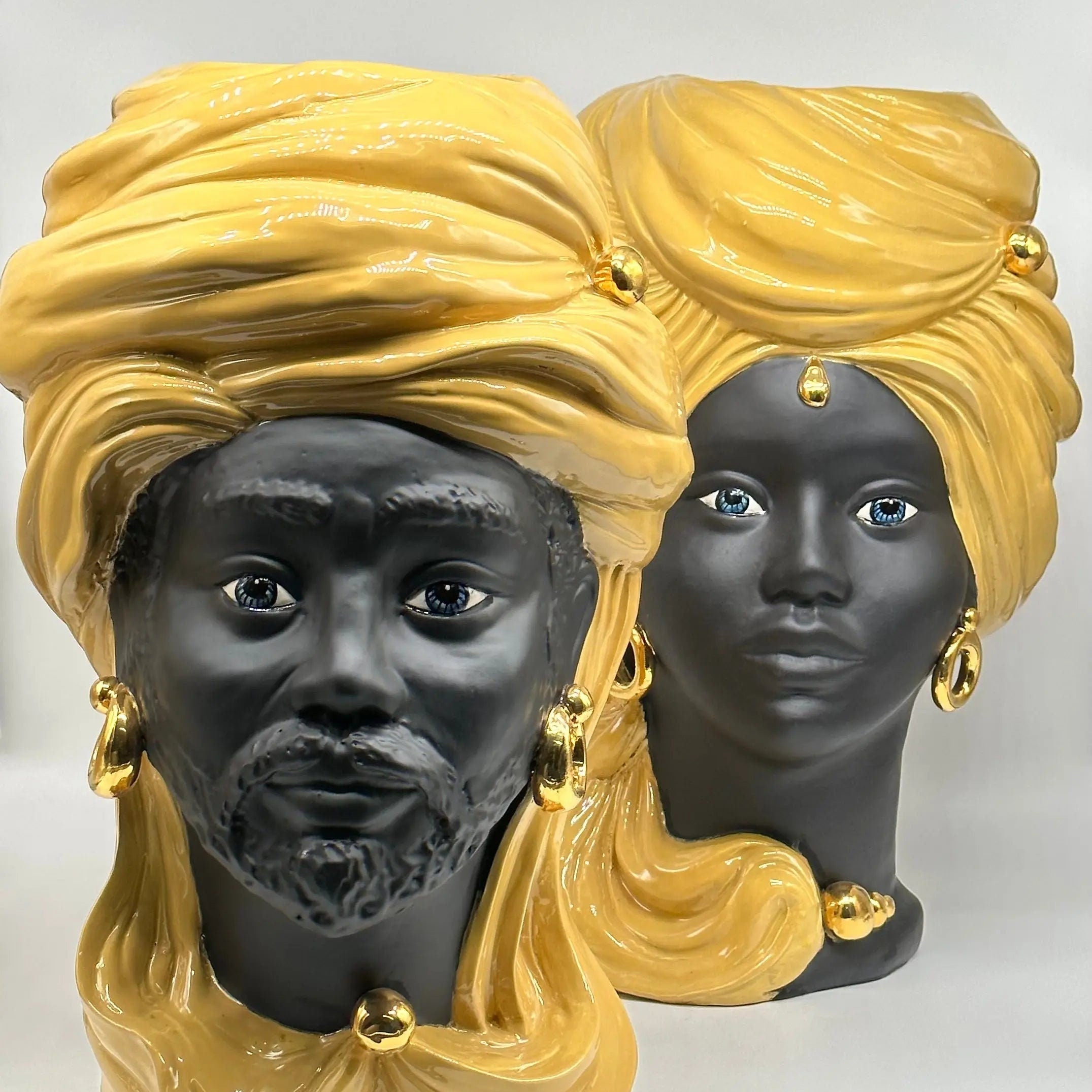 Teste di Moro Anubi Ceramica Caltagirone cm H.40 L.25 Artigianale Senape Nero Oro DD CERAMICHE SICILIANE