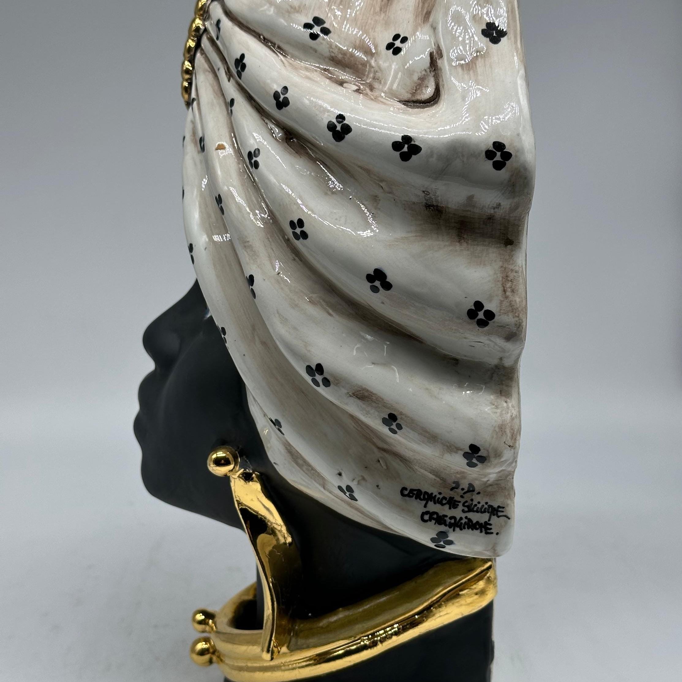 Teste di Moro Applique Atena Ceramica Caltagirone cm H.30 L.23 Artigianale Écru Pois Nero Oro - Donna - TESTA DI MORO