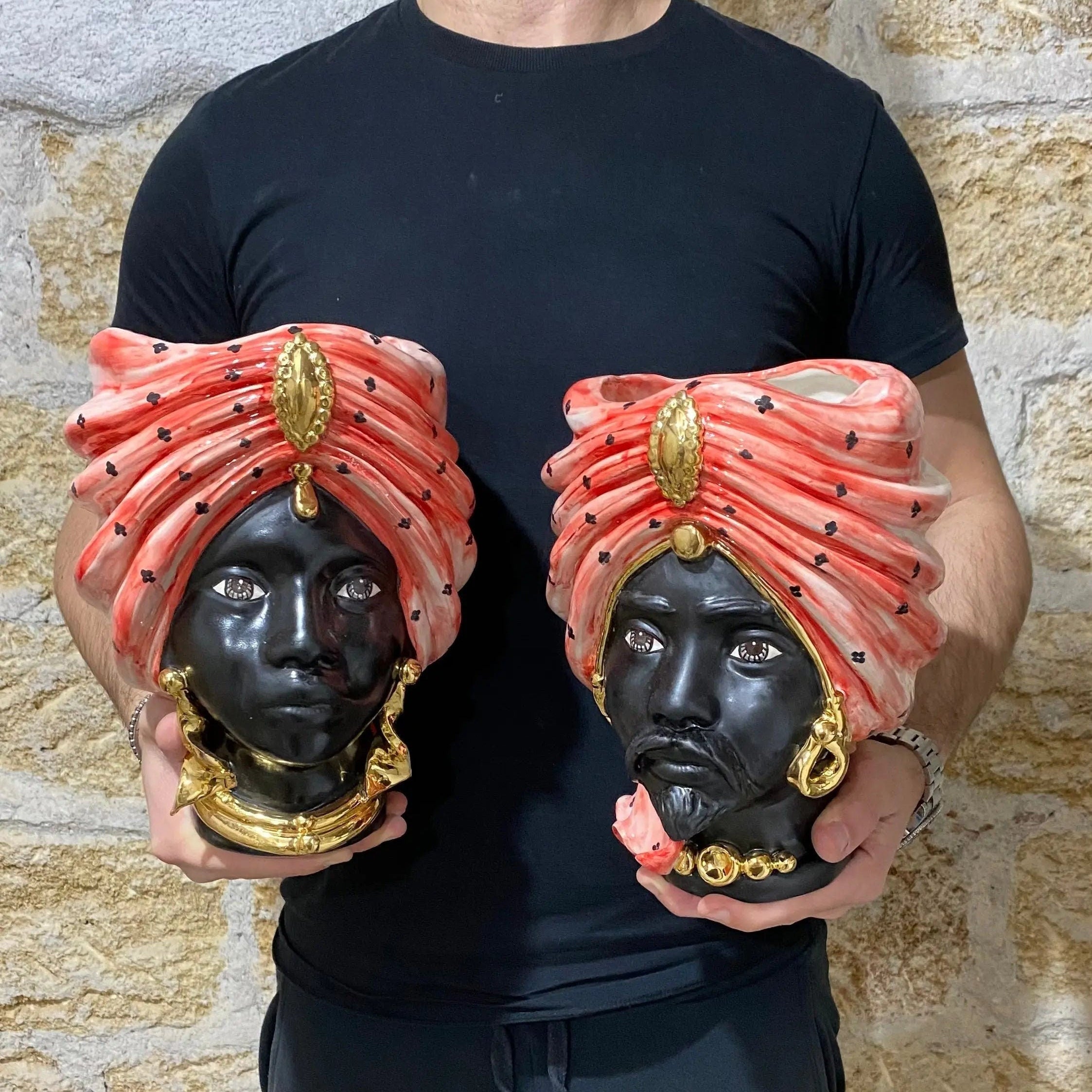 Teste di Moro Atena Ceramica Caltagirone cm H.24 L.18 Artigianale Rosso Pois Nero Oro DD CERAMICHE SICILIANE