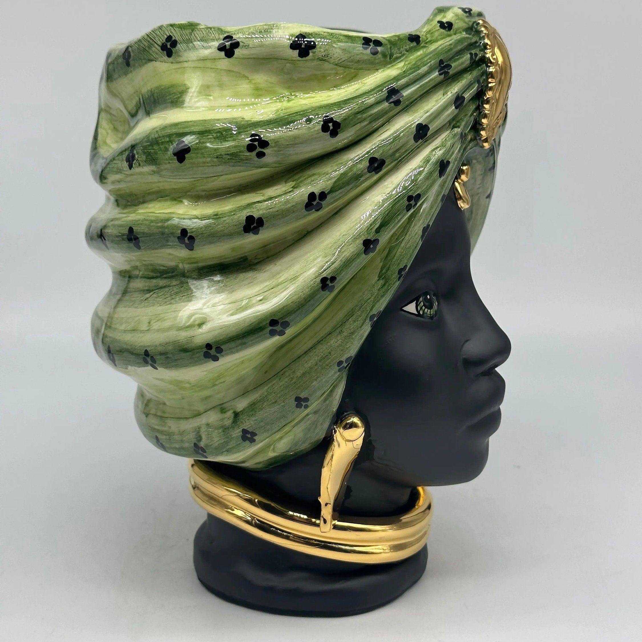 Teste di Moro Atena Ceramica Caltagirone cm H.24 L.18 Artigianale Verde Pois Nero Oro DD CERAMICHE SICILIANE