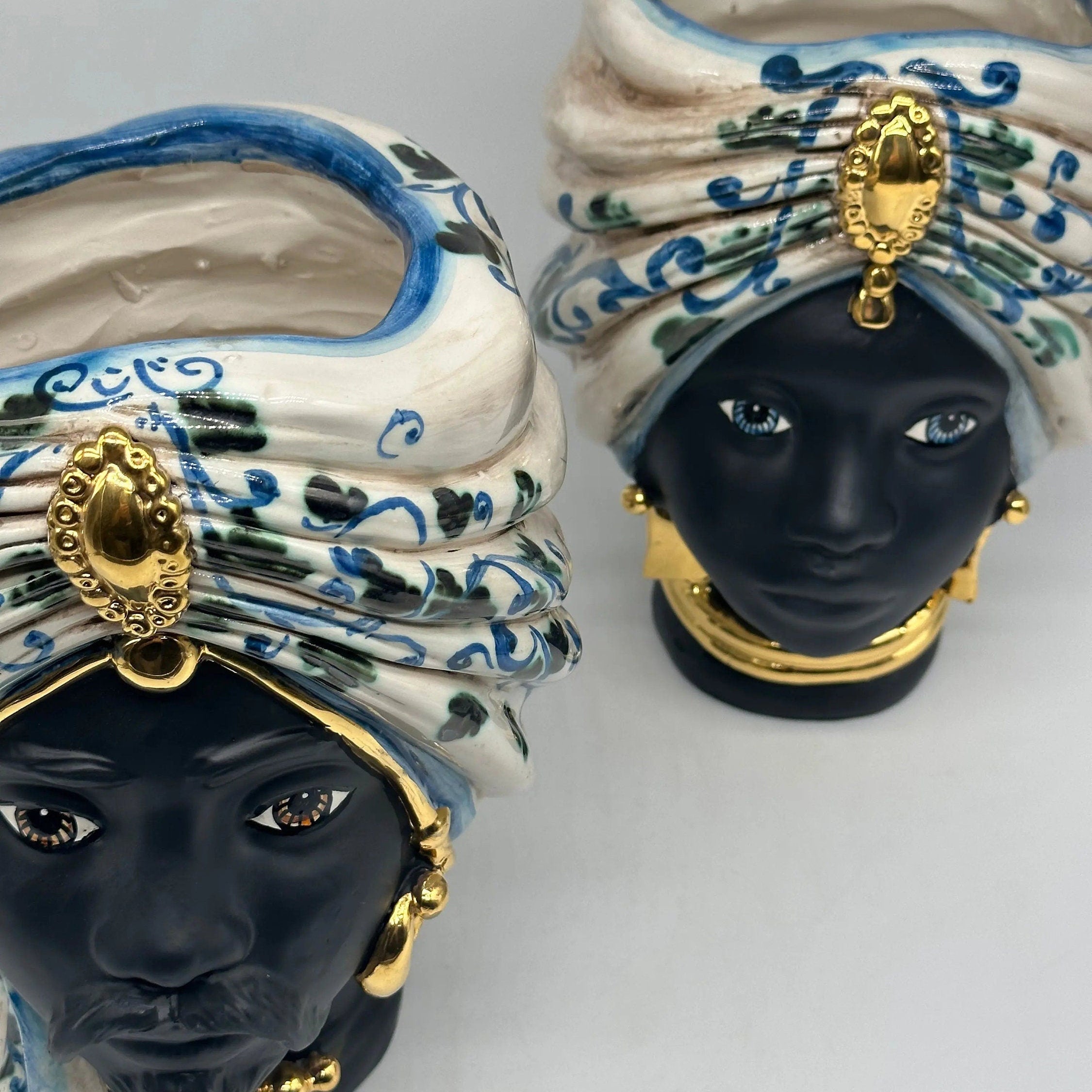 Teste di Moro Atena Ceramica Caltagirone cm H.24 L.18 Artigianale Bianco Barocco Blu Verde Oro DD CERAMICHE SICILIANE