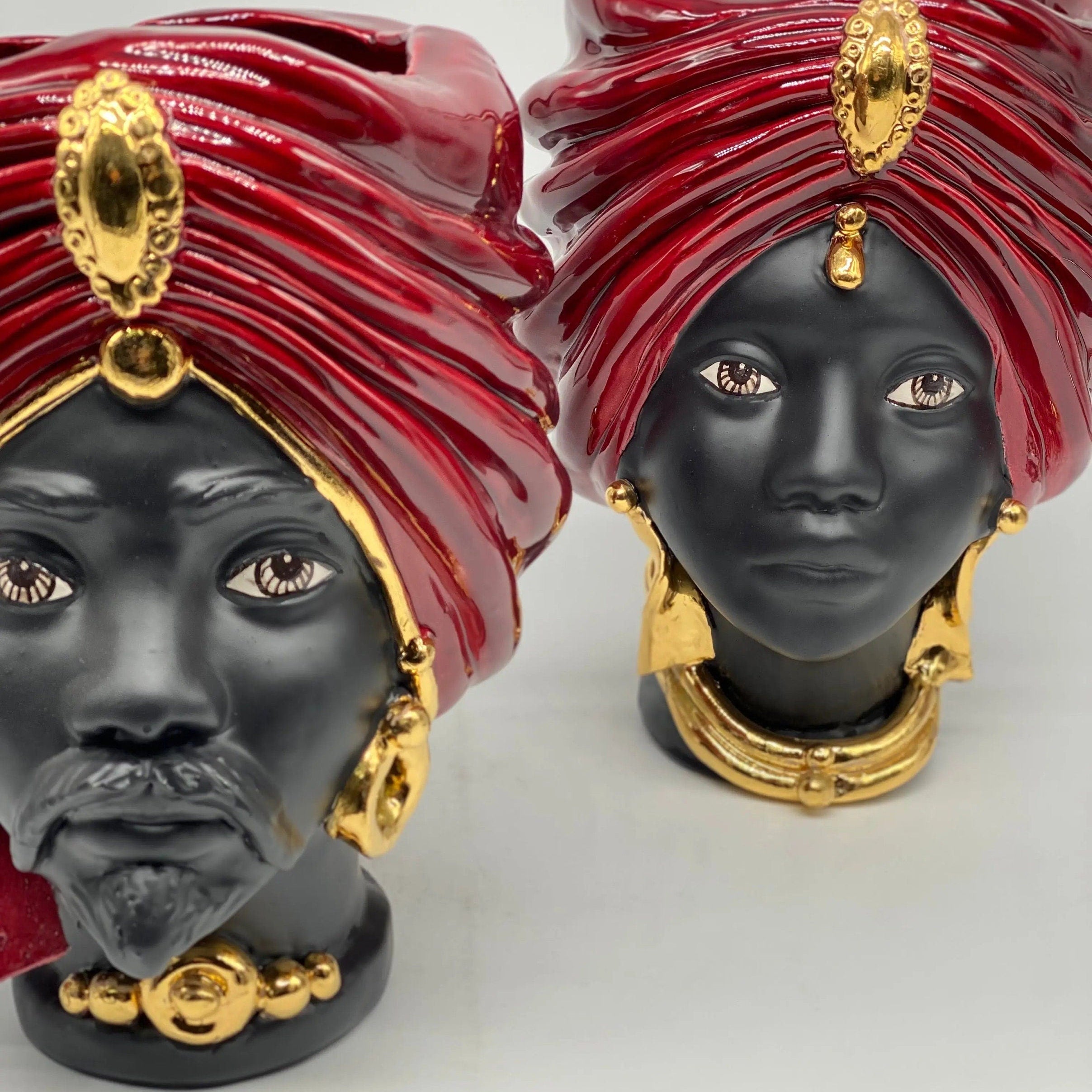 Teste di Moro Atena Ceramica Caltagirone cm H.24 L.18 Artigianale Bordeaux Opaco Oro DD CERAMICHE SICILIANE