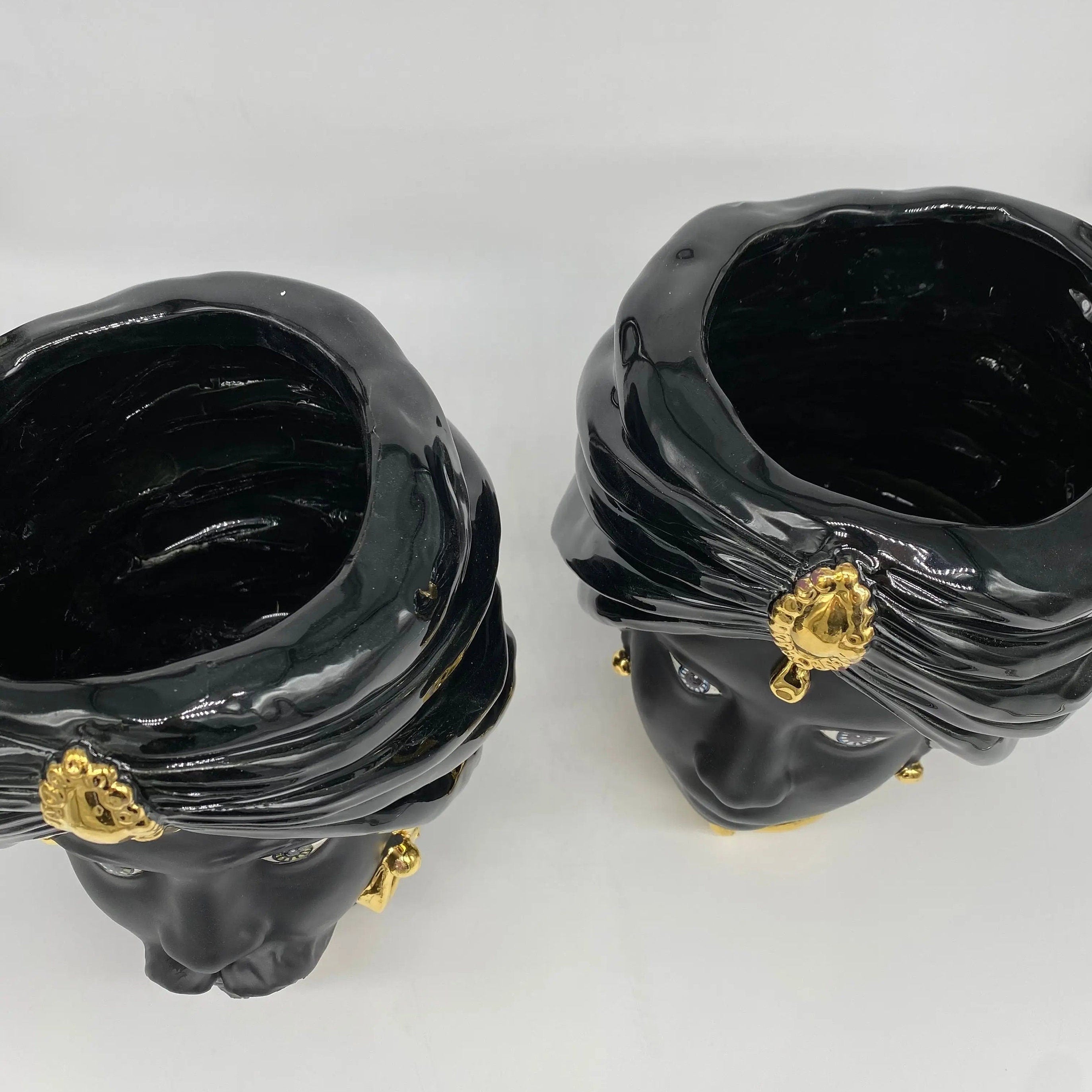 Teste di Moro Atena Ceramica Caltagirone cm H.24 L.18 Artigianale Nero Oro DD CERAMICHE SICILIANE