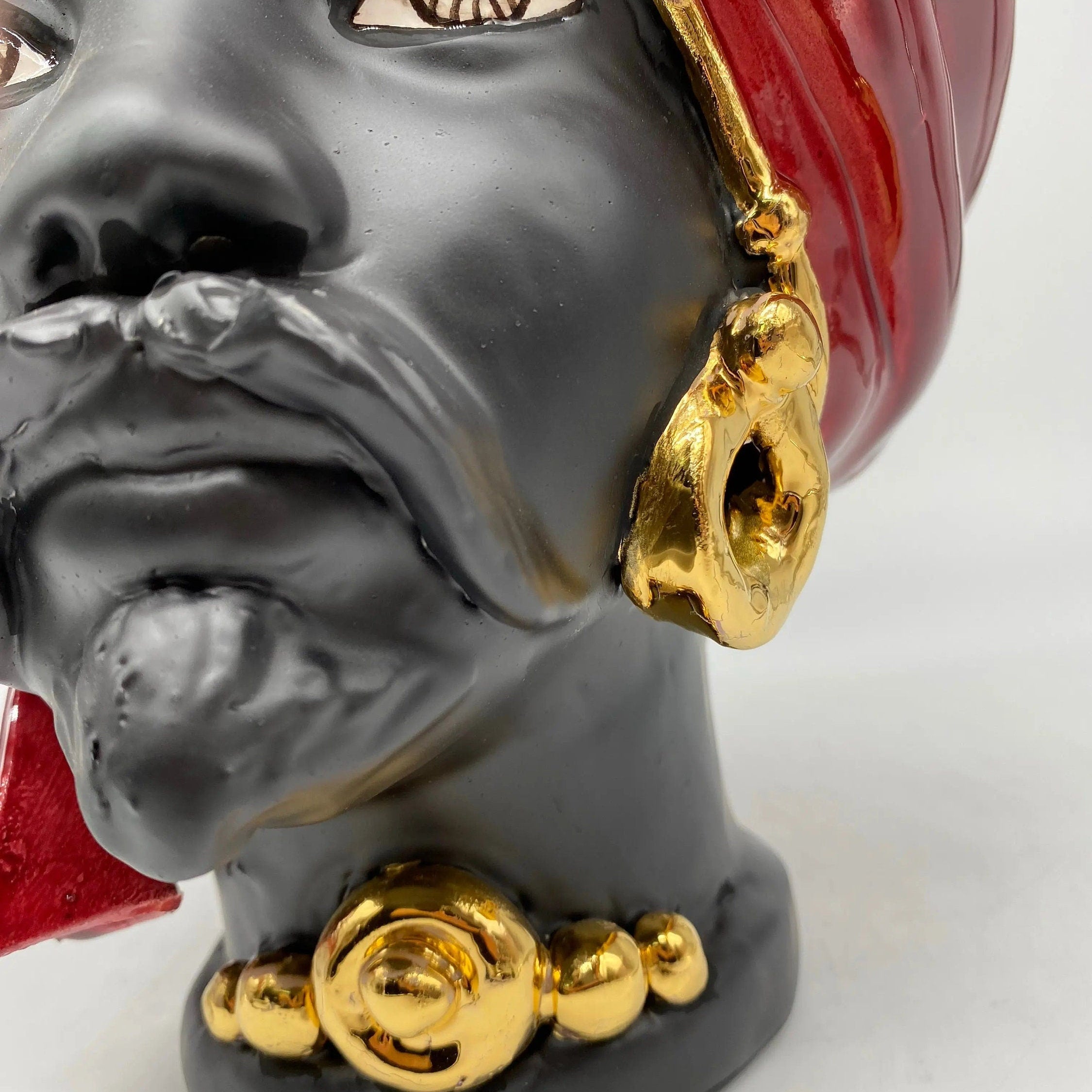 Teste di Moro Atena Ceramica Caltagirone cm H.24 L.18 Artigianale Bordeaux Opaco Oro DD CERAMICHE SICILIANE