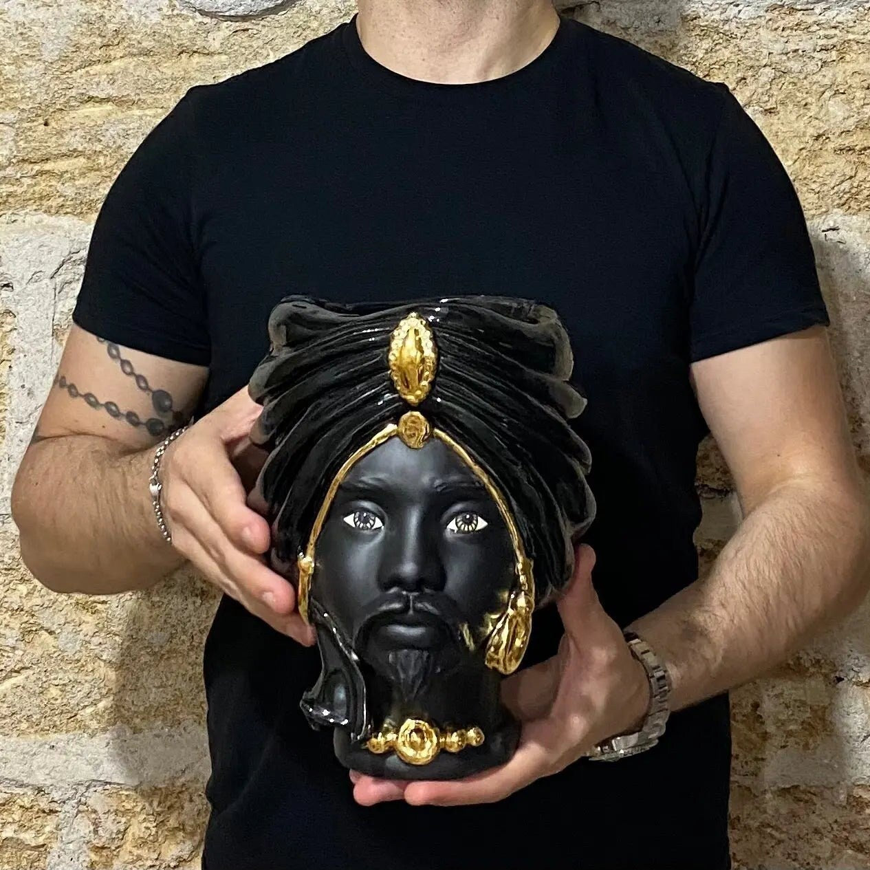 Teste di Moro Atena Ceramica Caltagirone cm H.24 L.18 Artigianale Nero Oro DD CERAMICHE SICILIANE