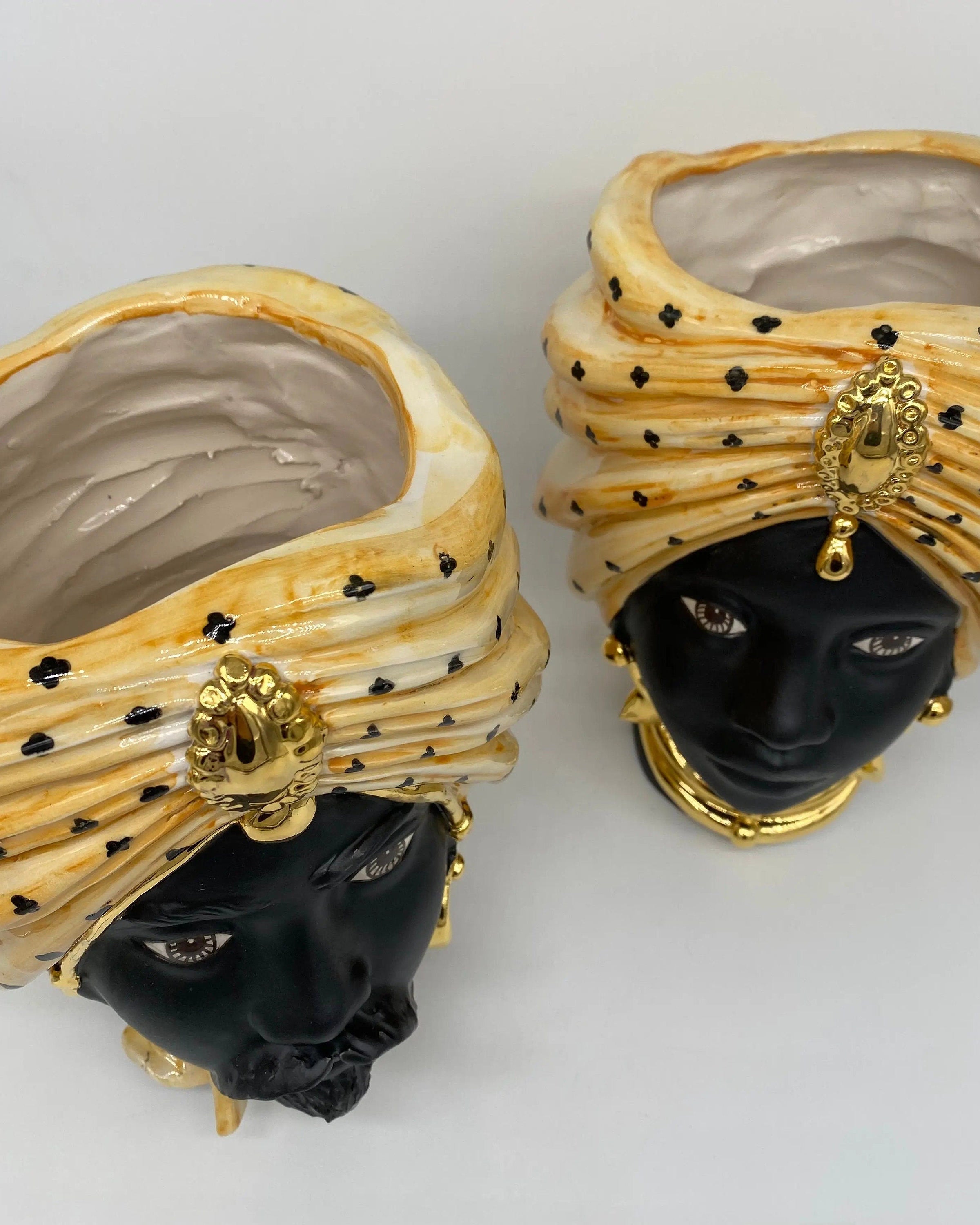 Teste di Moro Atena Ceramica Caltagirone cm H.24 L.18 Artigianale Arancio Pois Nero Oro DD CERAMICHE SICILIANE
