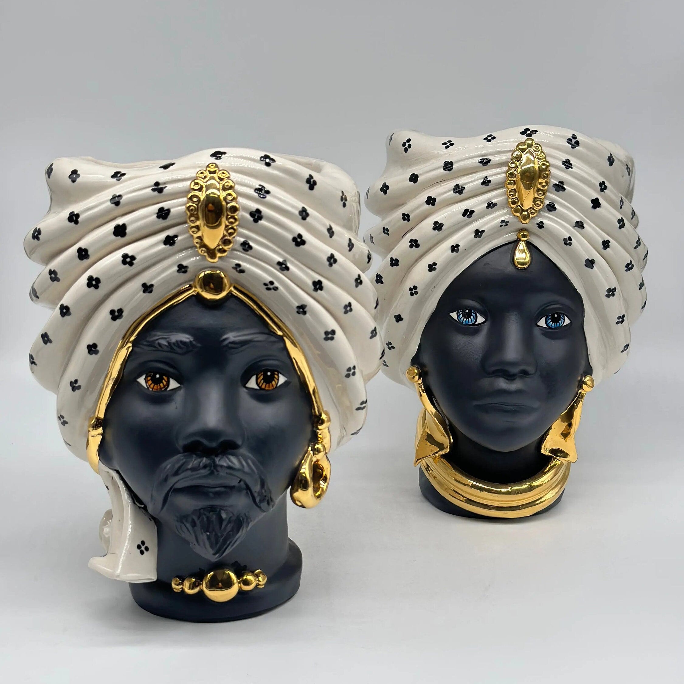 Teste di Moro Atena Ceramica Caltagirone cm H.24 L.18 Artigianale Bianco Pois Nero Oro DD CERAMICHE SICILIANE
