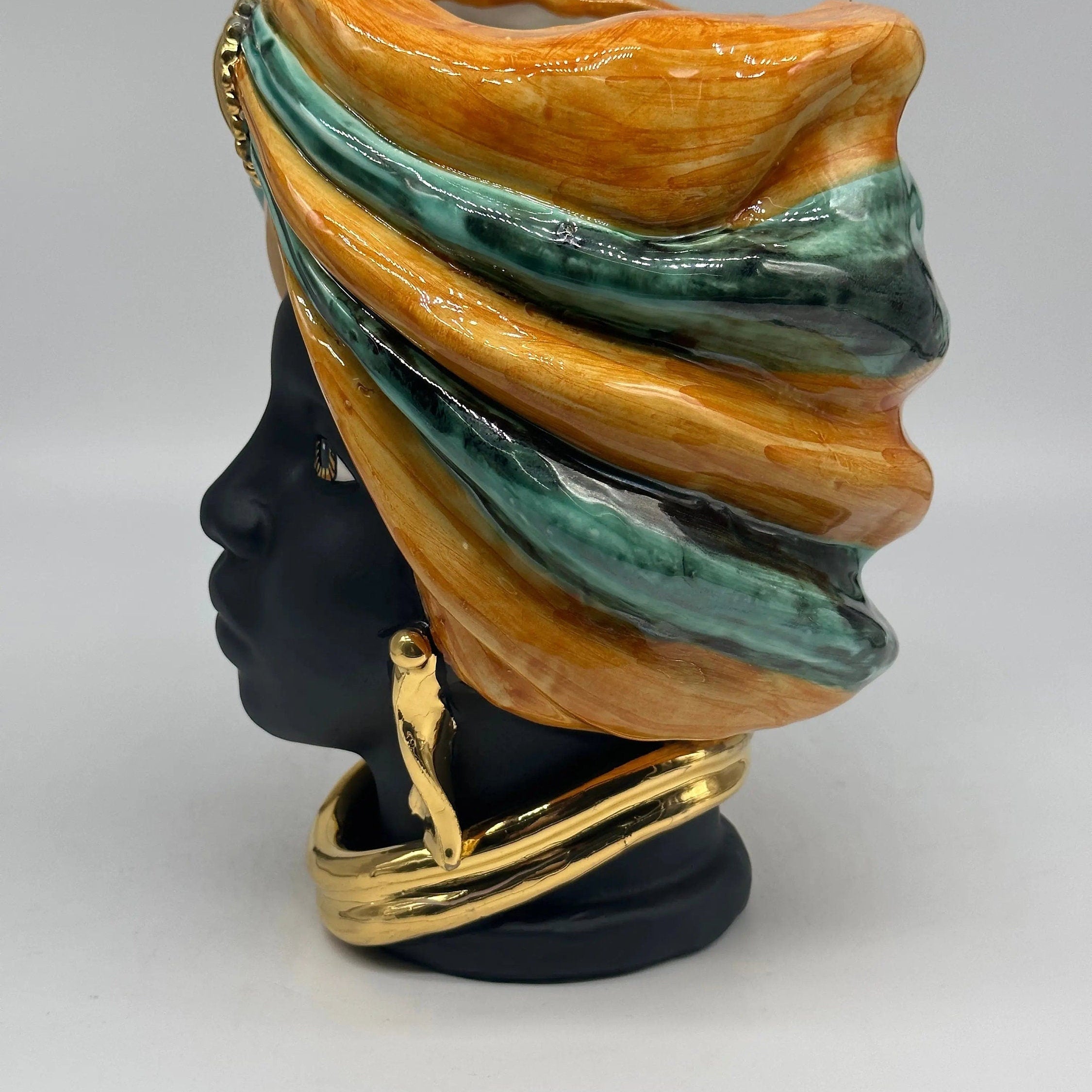 Teste di Moro Atena Ceramica Caltagirone cm H.24 L.18 Artigianale Ocra Verde Nero Oro DD CERAMICHE SICILIANE