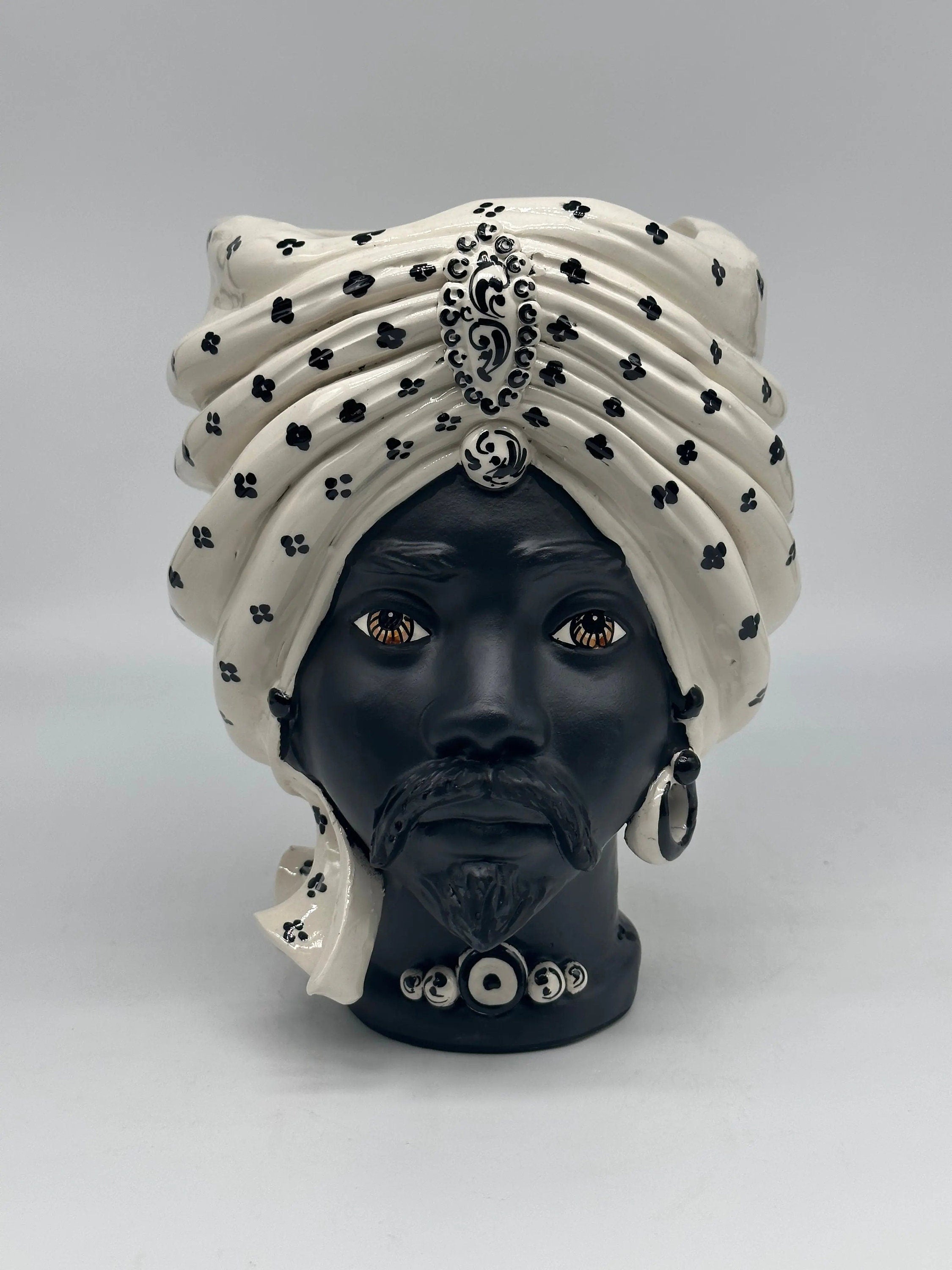 Teste di Moro Atena Ceramica Caltagirone cm H.24 L.18 Artigianale Bianco Pois Nero Opaco DD CERAMICHE SICILIANE