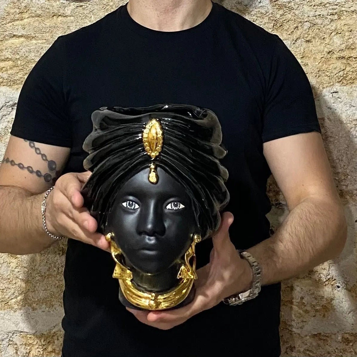 Teste di Moro Atena Ceramica Caltagirone cm H.24 L.18 Artigianale Nero Oro DD CERAMICHE SICILIANE