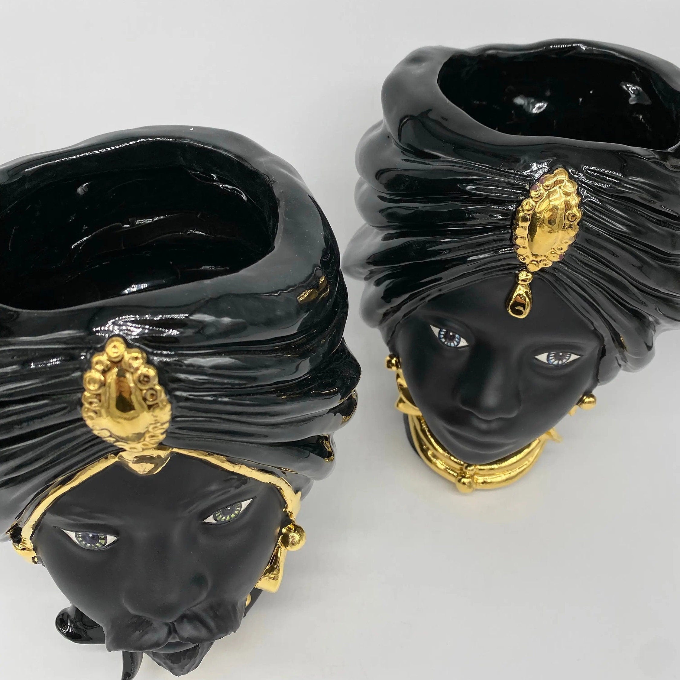 Teste di Moro Atena Ceramica Caltagirone cm H.24 L.18 Artigianale Nero Oro DD CERAMICHE SICILIANE