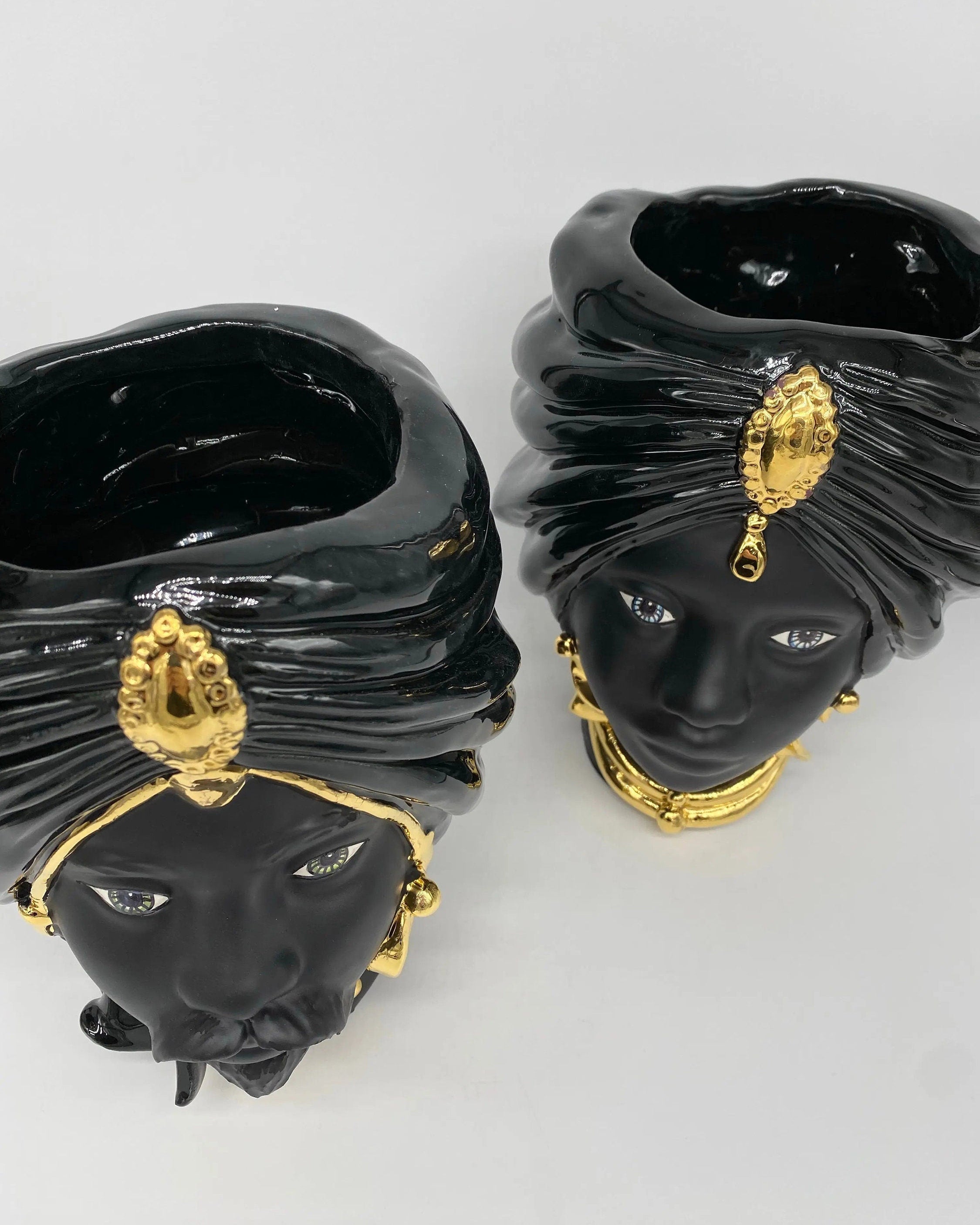 Teste di Moro Atena Ceramica Caltagirone cm H.24 L.18 Artigianale Nero Oro DD CERAMICHE SICILIANE