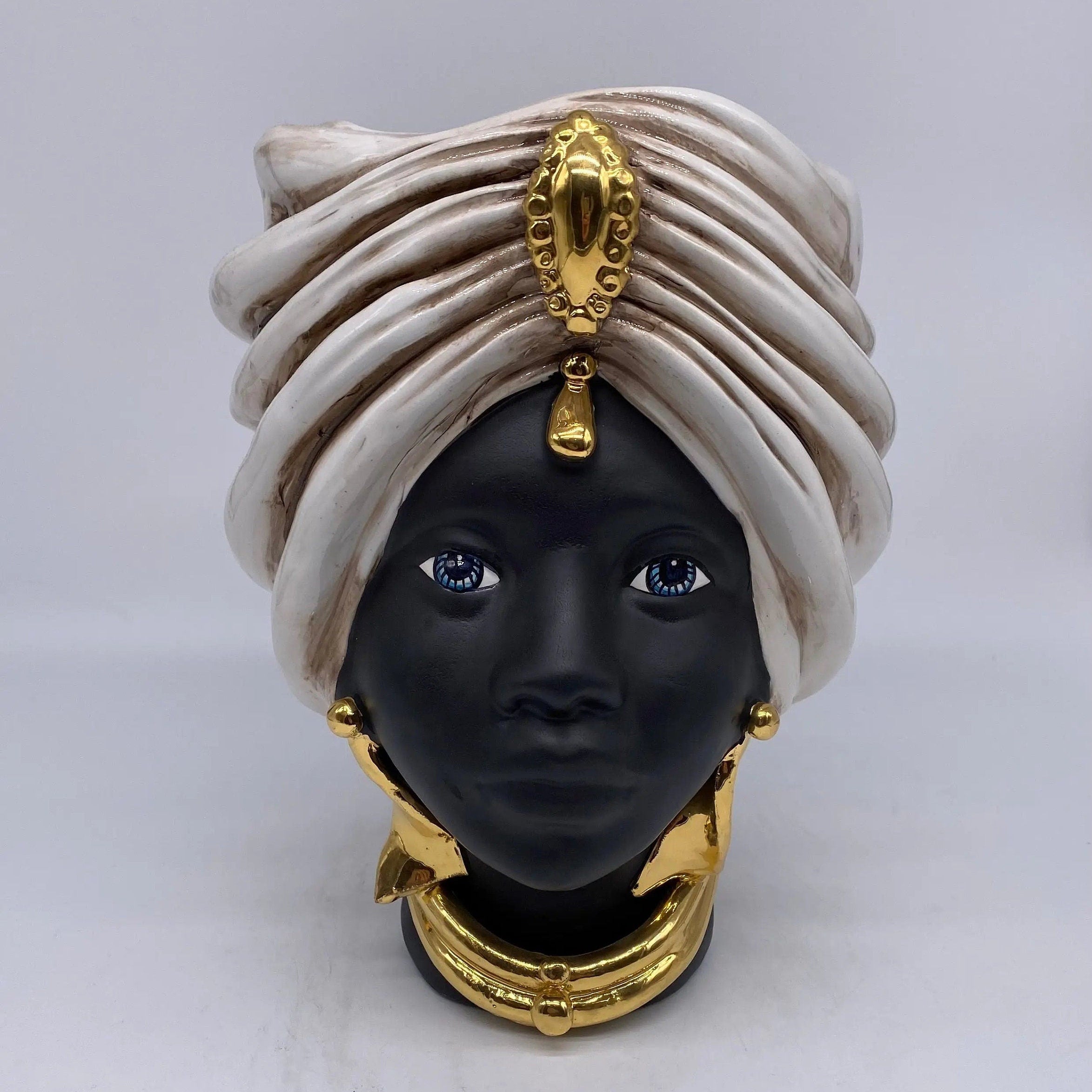 Teste di Moro Atena Ceramica Caltagirone cm H.24 L.18 Artigianale Écru Nero Oro DD CERAMICHE SICILIANE