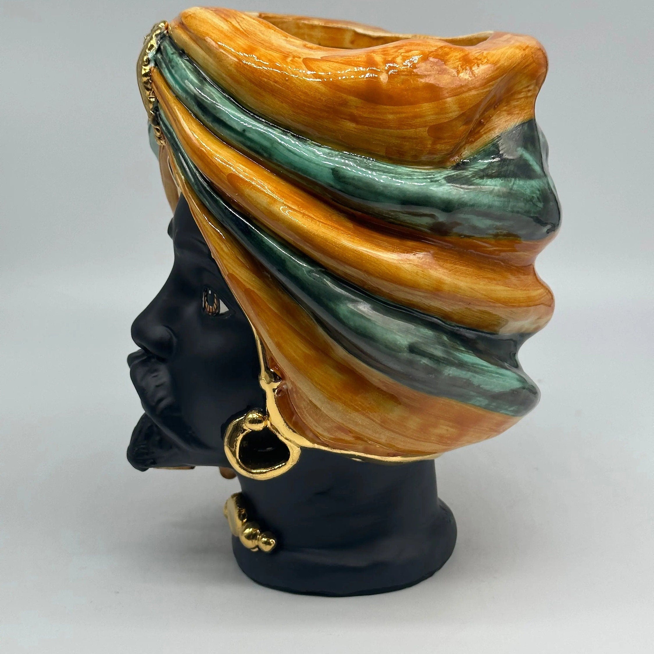 Teste di Moro Atena Ceramica Caltagirone cm H.24 L.18 Artigianale Ocra Verde Nero Oro DD CERAMICHE SICILIANE