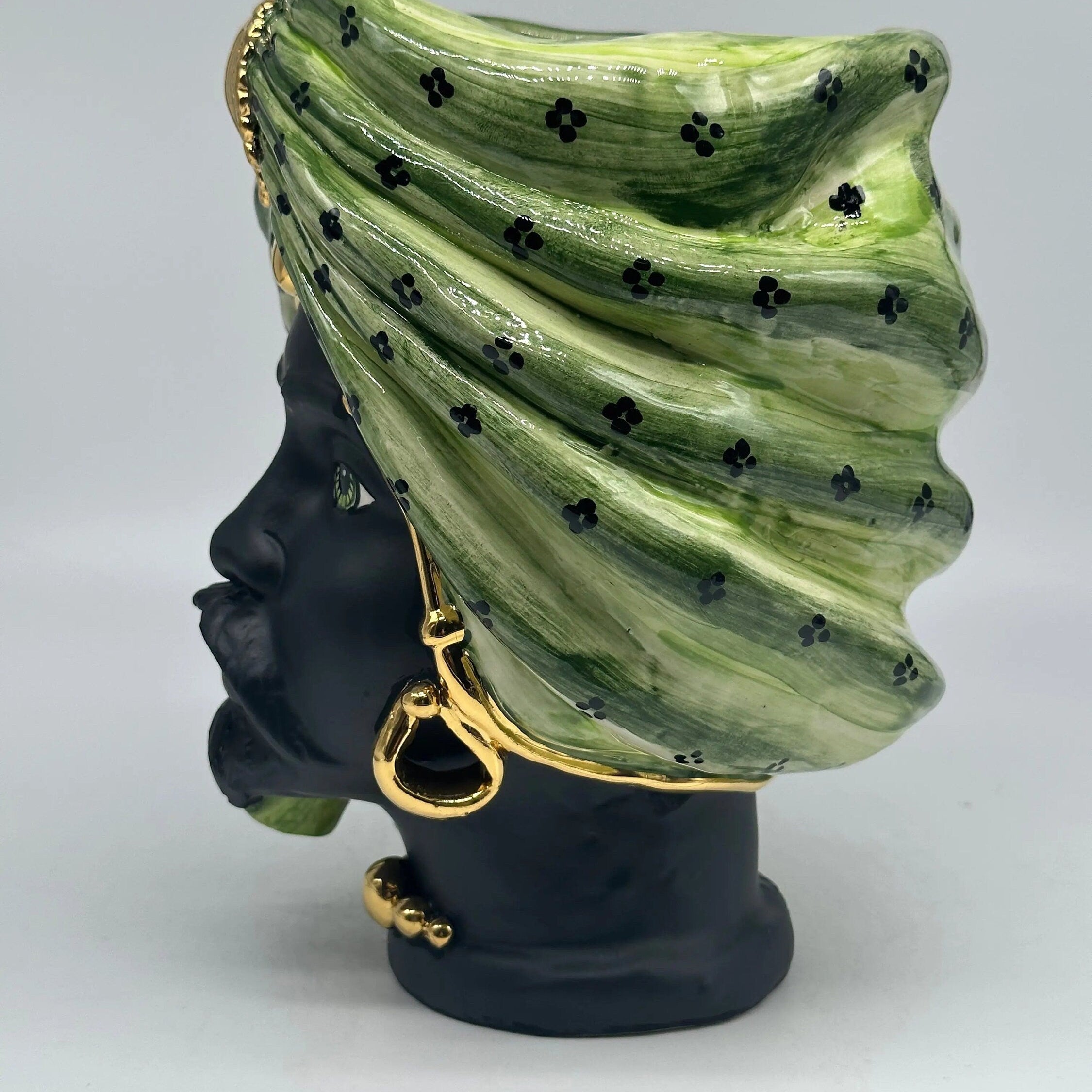 Teste di Moro Atena Ceramica Caltagirone cm H.24 L.18 Artigianale Verde Pois Nero Oro DD CERAMICHE SICILIANE