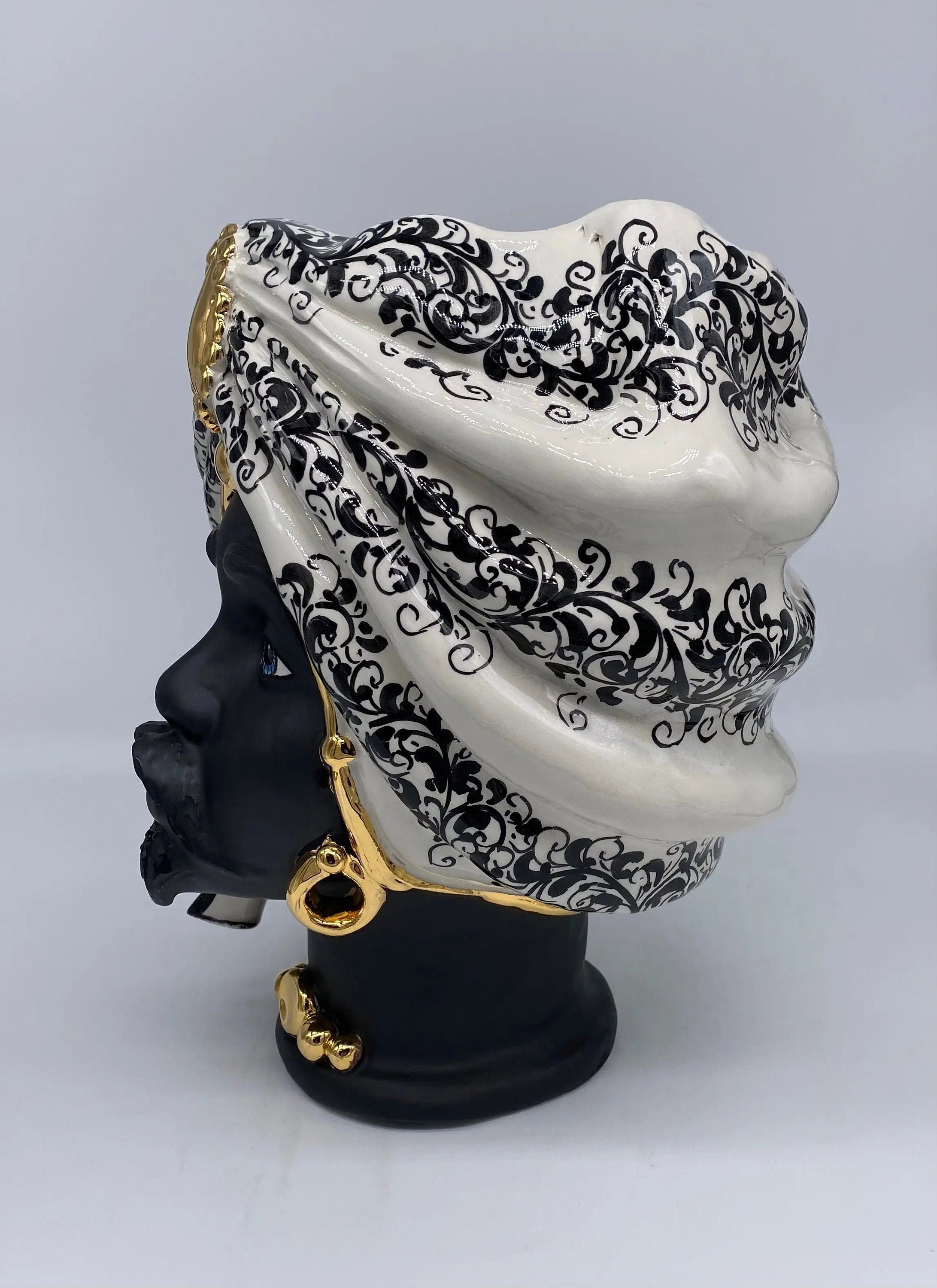 Teste di Moro Atena Ceramica Caltagirone cm H.30 L.23 Artigianale Opaco Bianco Barocco Oro DD CERAMICHE SICILIANE