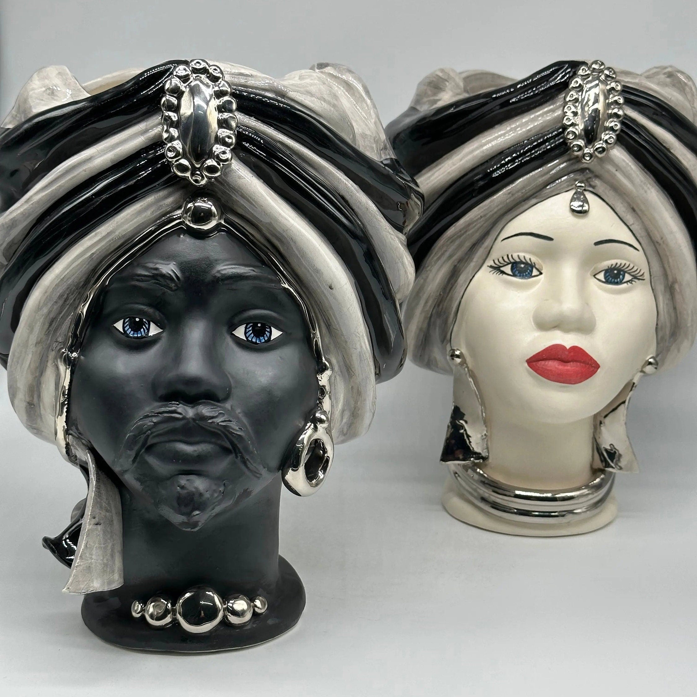 Teste di Moro Atena Ceramica Caltagirone cm H.30 L.23 Artigianale Grigio Nero Platino v.2 DD CERAMICHE SICILIANE