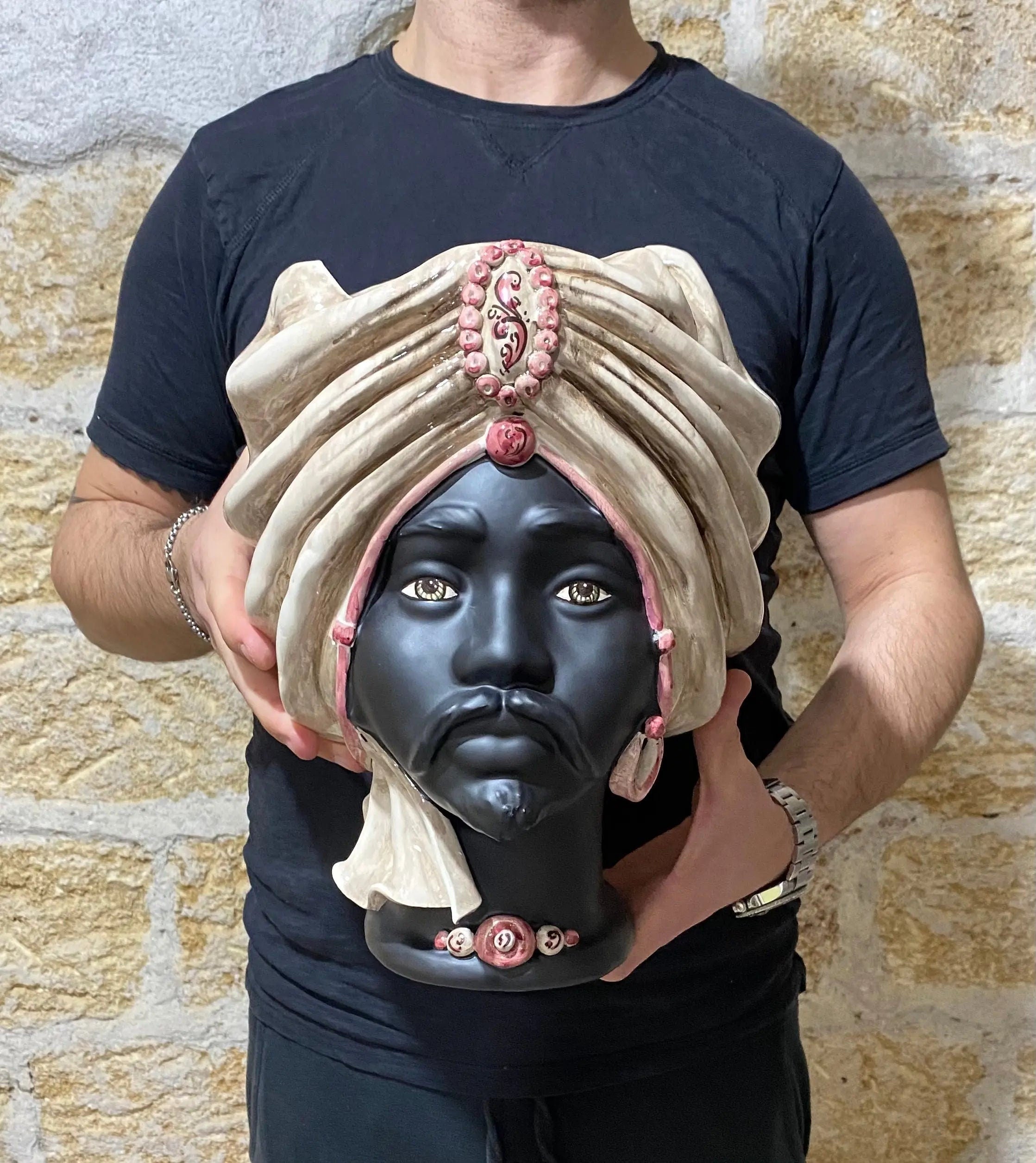 Teste di Moro Atena Ceramica Caltagirone cm H.30 L.23 Artigianale Écru Nero Viola DD CERAMICHE SICILIANE