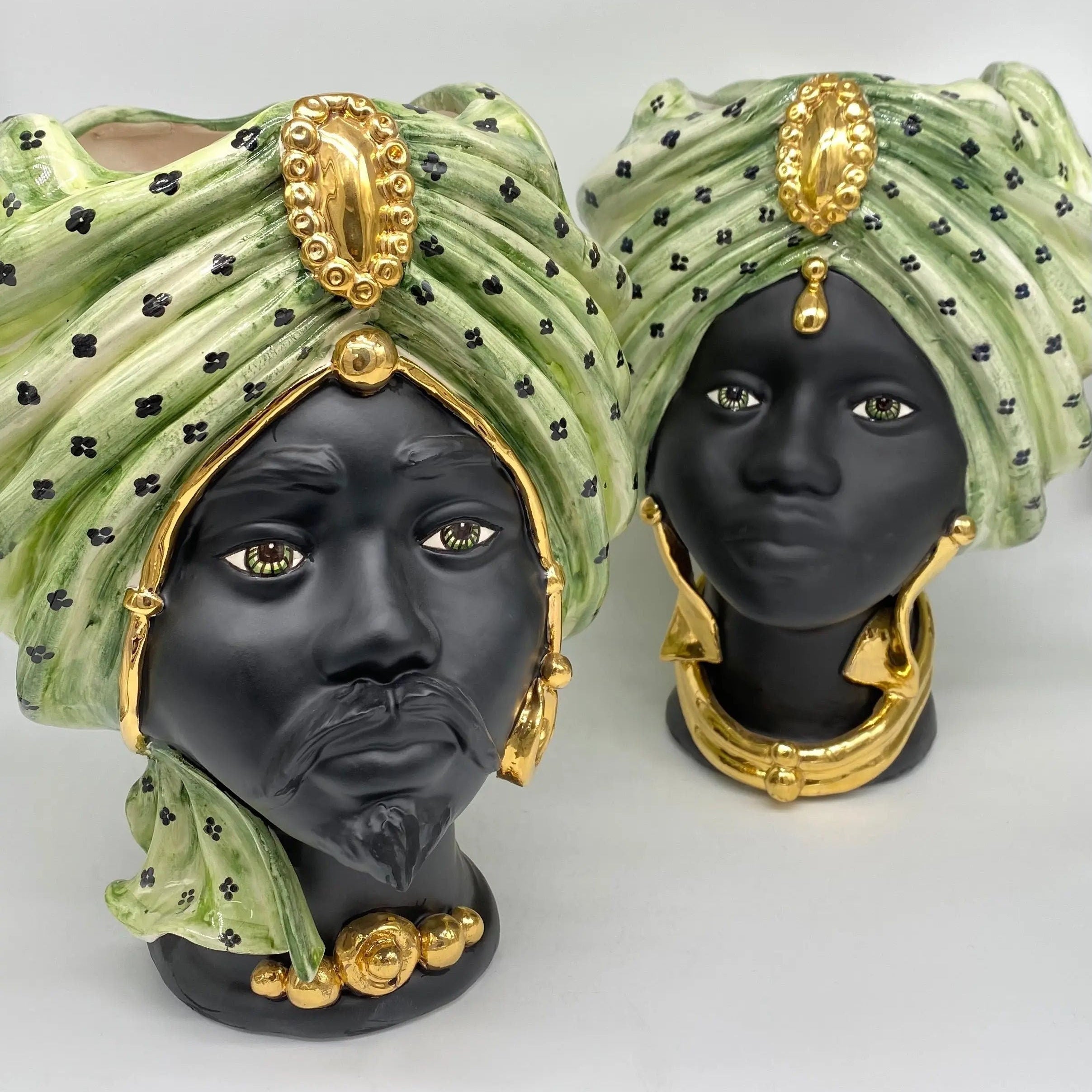 Teste di Moro Atena Ceramica Caltagirone cm H.30 L.23 Artigianale Verde Pois Nero Oro DD CERAMICHE SICILIANE