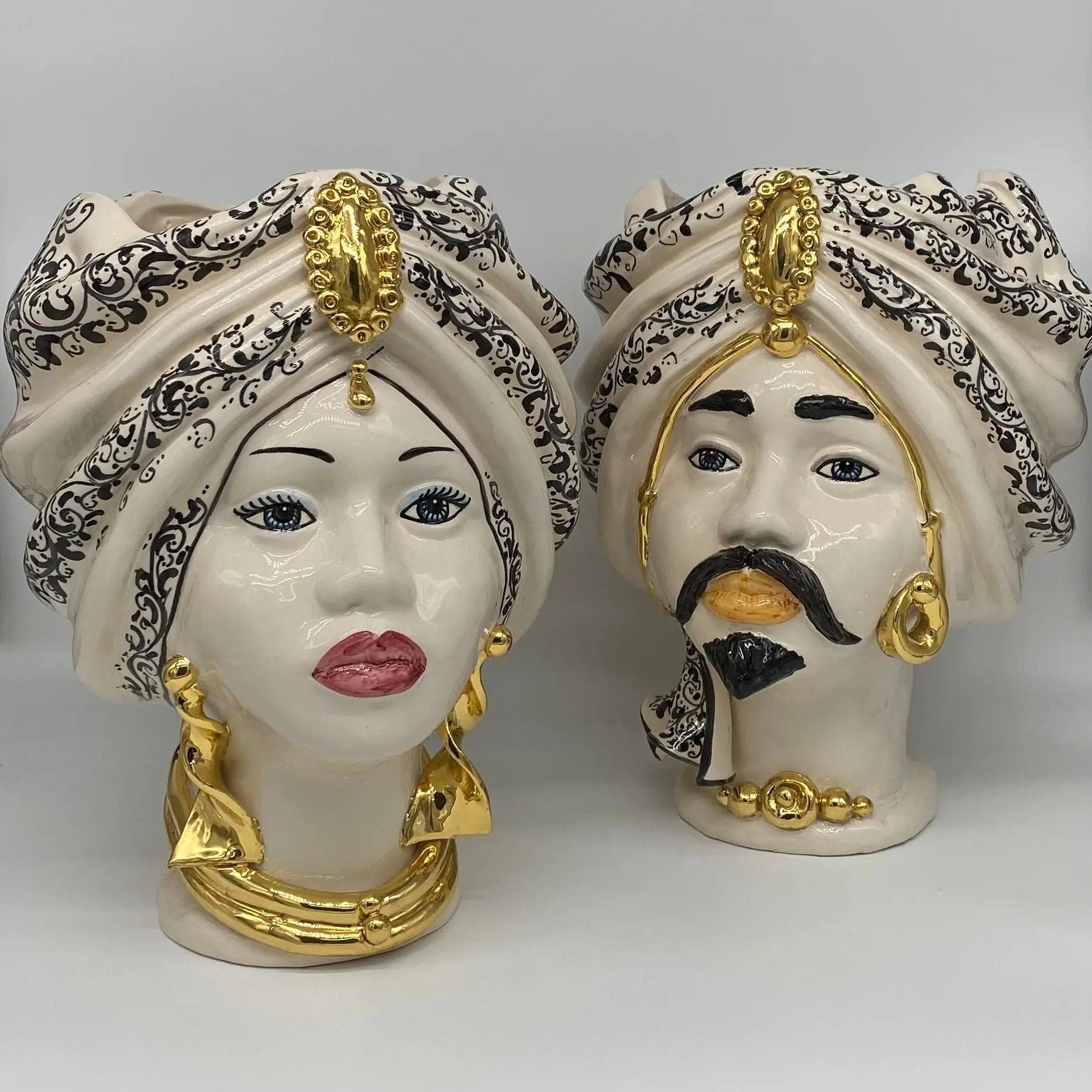 Teste di Moro Atena Ceramica Caltagirone cm H.30 L.23 Artigianale Bianco Decoro Barocco Oro DD CERAMICHE SICILIANE