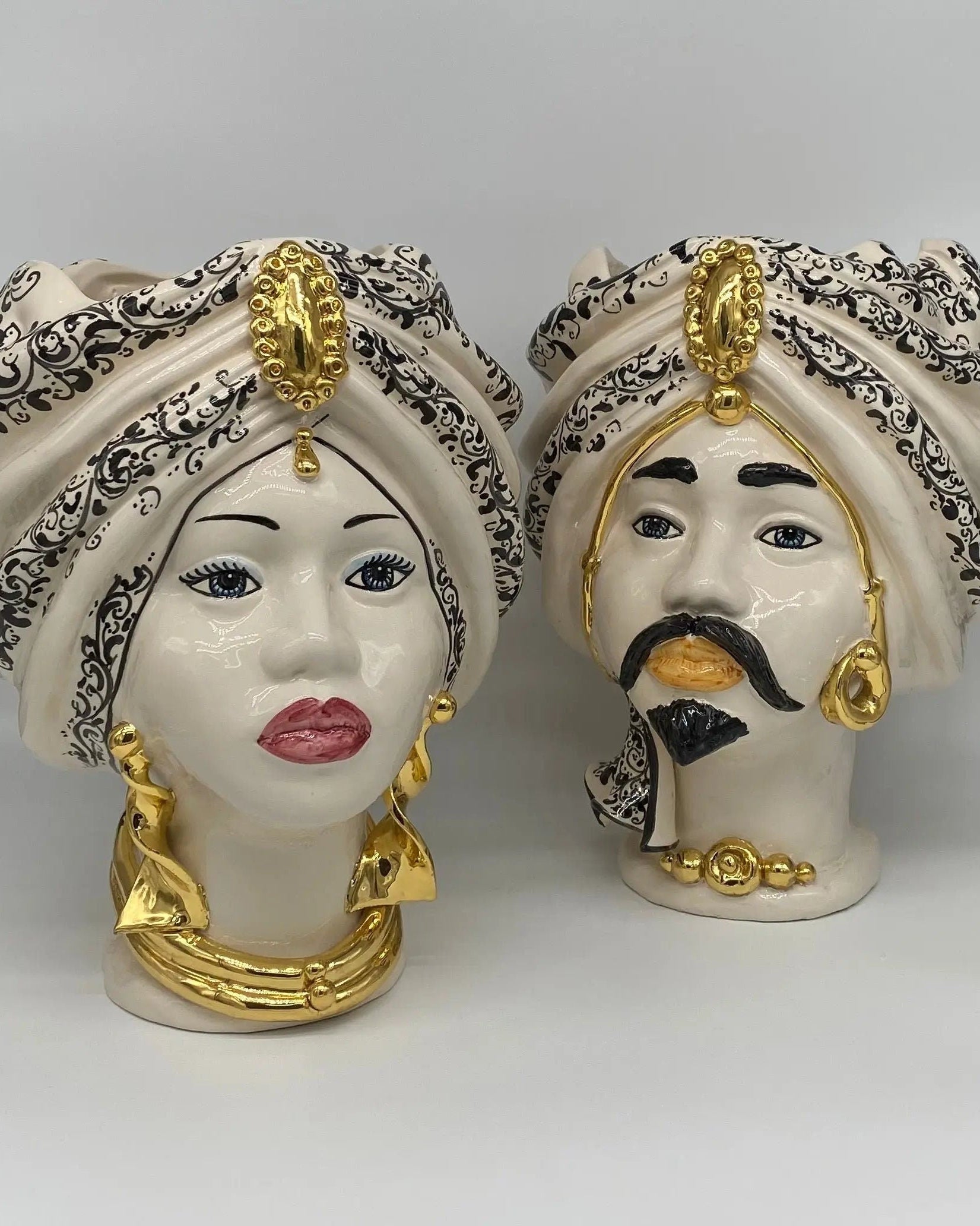 Teste di Moro Atena Ceramica Caltagirone cm H.30 L.23 Artigianale Bianco Decoro Barocco Oro DD CERAMICHE SICILIANE
