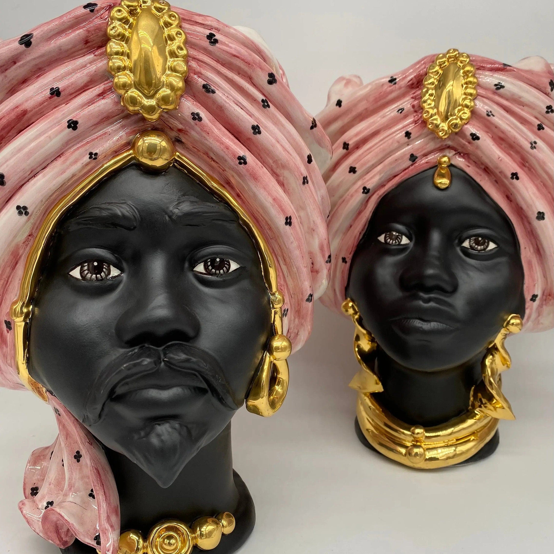 Teste di Moro Atena Ceramica Caltagirone cm H.30 L.23 Artigianale Rosa Pois Nero Oro DD CERAMICHE SICILIANE