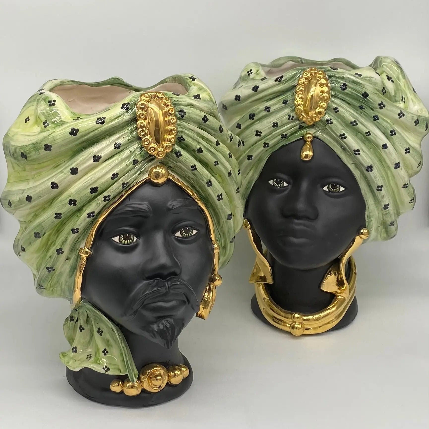 Teste di Moro Atena Ceramica Caltagirone cm H.30 L.23 Artigianale Verde Pois Nero Oro DD CERAMICHE SICILIANE