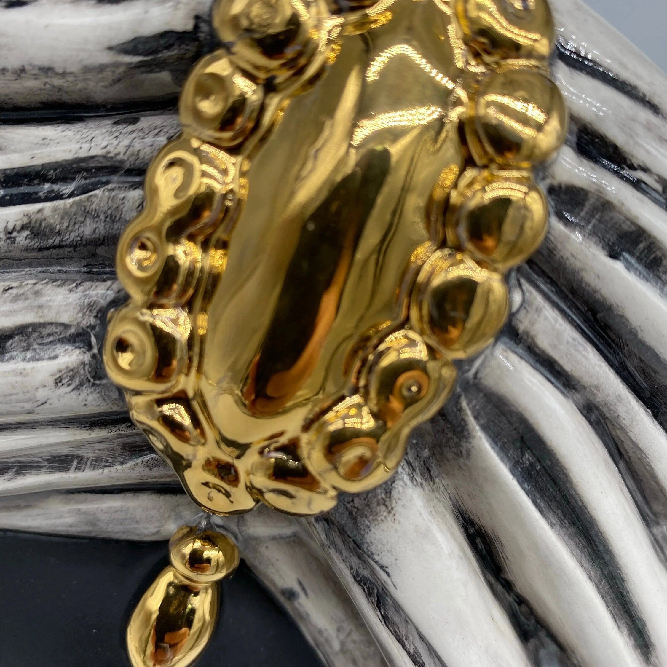 Teste di Moro Atena Ceramica Caltagirone cm H.30 L.23 Artigianale Ghiaccio Nero Oro DD CERAMICHE SICILIANE