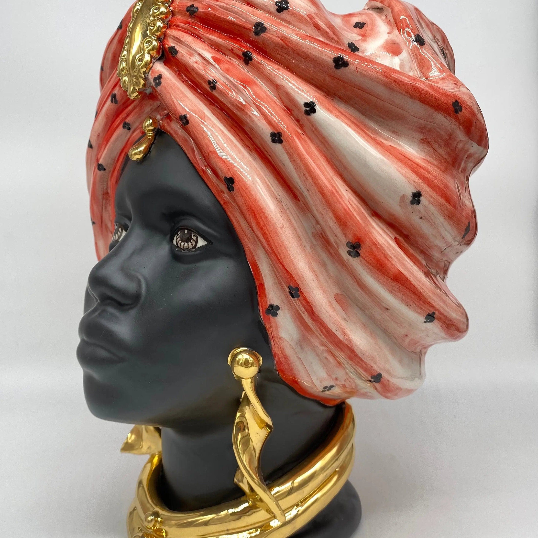 Teste di Moro Atena Ceramica Caltagirone cm H.30 L.23 Artigianale Rosso Pois Nero Oro DD CERAMICHE SICILIANE