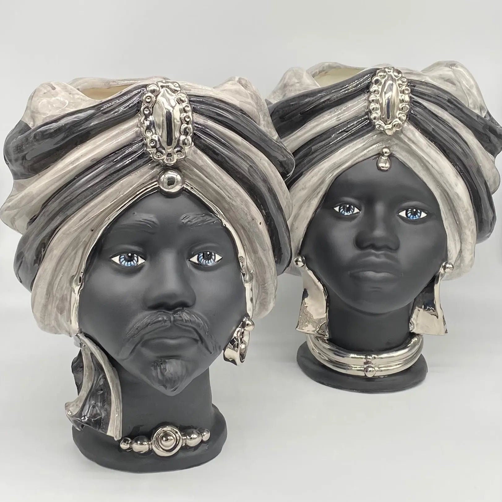 Teste di Moro Atena Ceramica Caltagirone cm H.30 L.23 Artigianale Grigio Nero Platino DD CERAMICHE SICILIANE