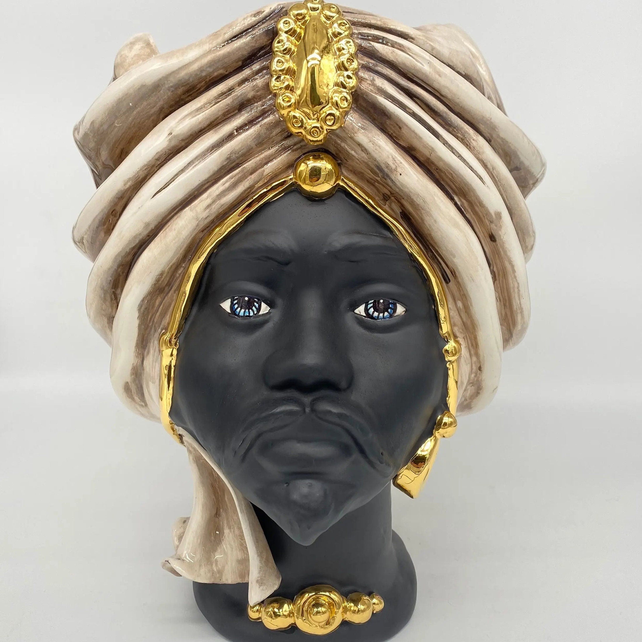 Teste di Moro Atena Ceramica Caltagirone cm H.30 L.23 Artigianale Écru Nero Oro DD CERAMICHE SICILIANE
