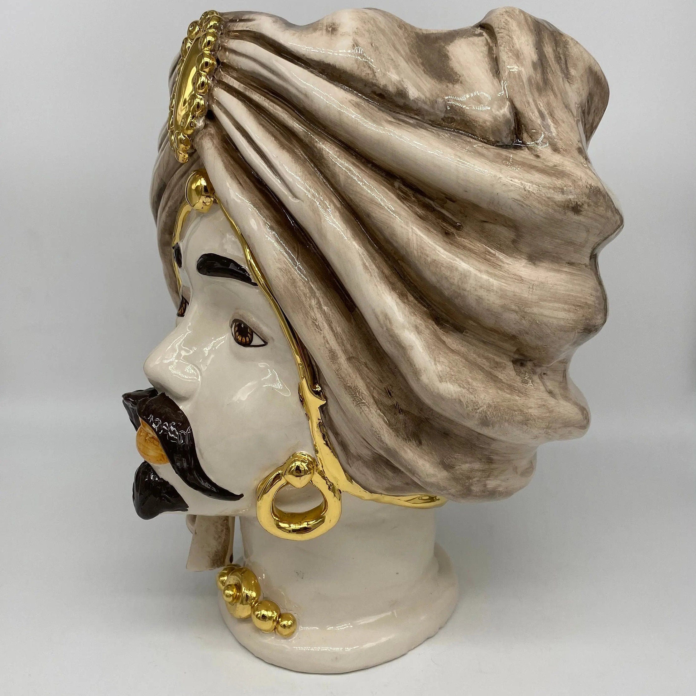 Teste di Moro Atena Ceramica Caltagirone cm H.30 L.23 Artigianale Écru Beige Oro DD CERAMICHE SICILIANE