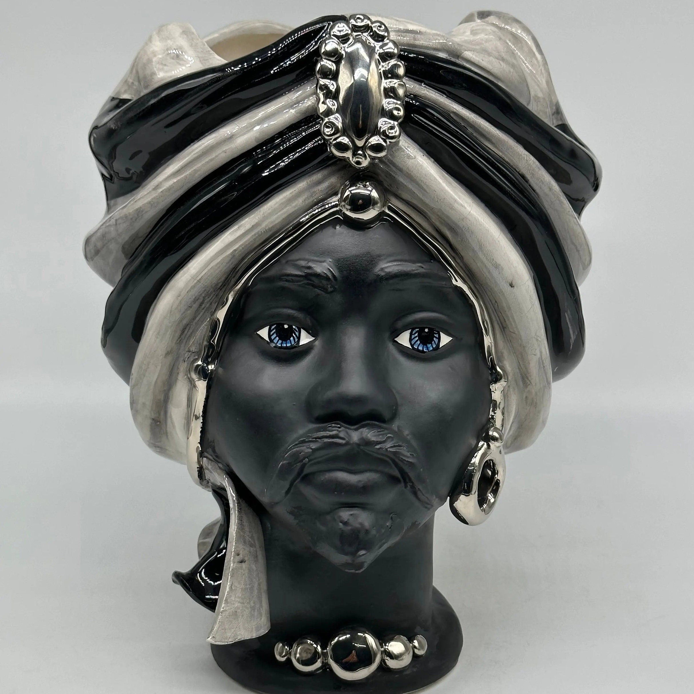 Teste di Moro Atena Ceramica Caltagirone cm H.30 L.23 Artigianale Grigio Nero Platino v.2 DD CERAMICHE SICILIANE