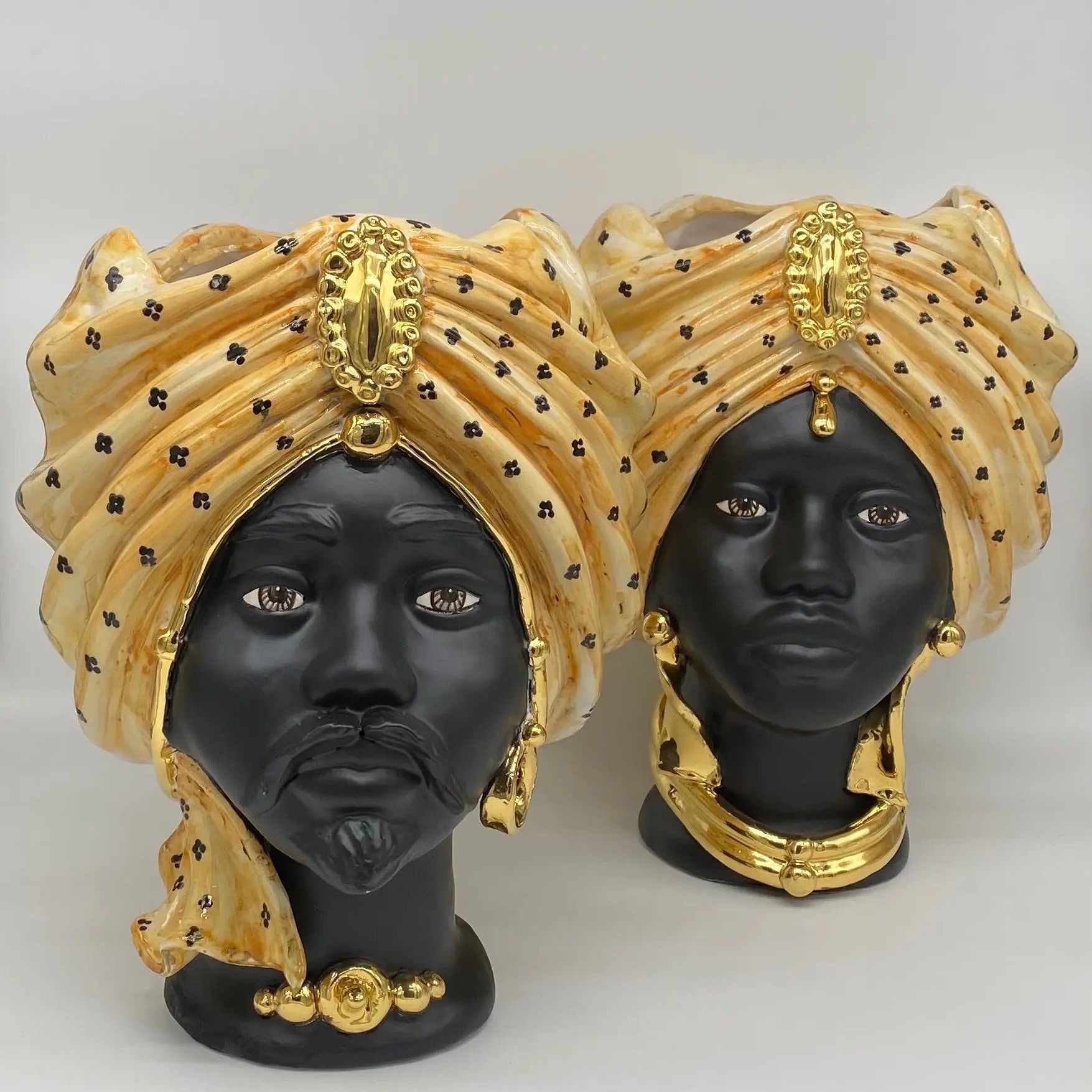Teste di Moro Atena Ceramica Caltagirone cm H.30 L.23 Artigianale Arancio Pois Nero Oro DD CERAMICHE SICILIANE