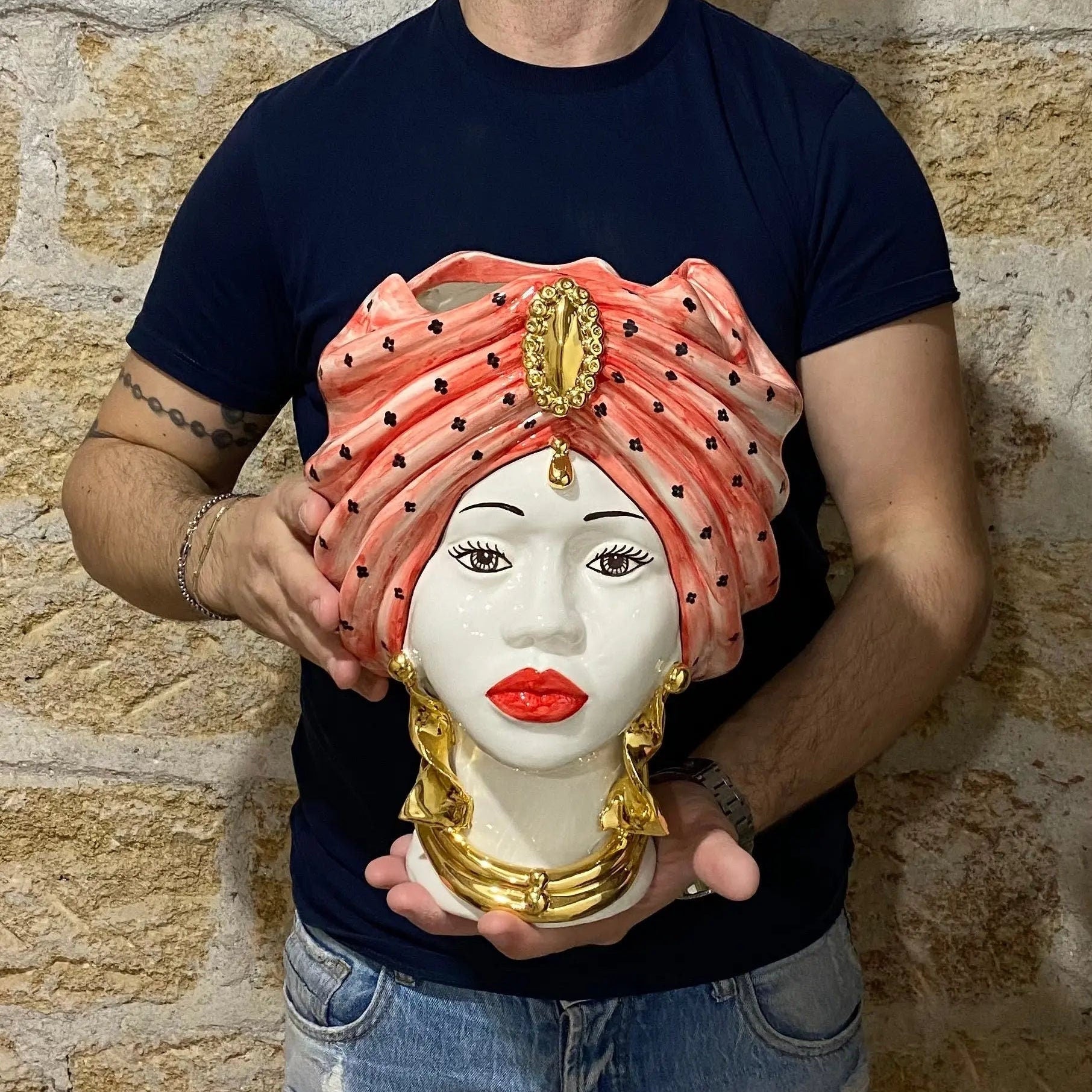 Teste di Moro Atena Ceramica Caltagirone cm H.30 L.23 Artigianale Rosso Pois Oro DD CERAMICHE SICILIANE