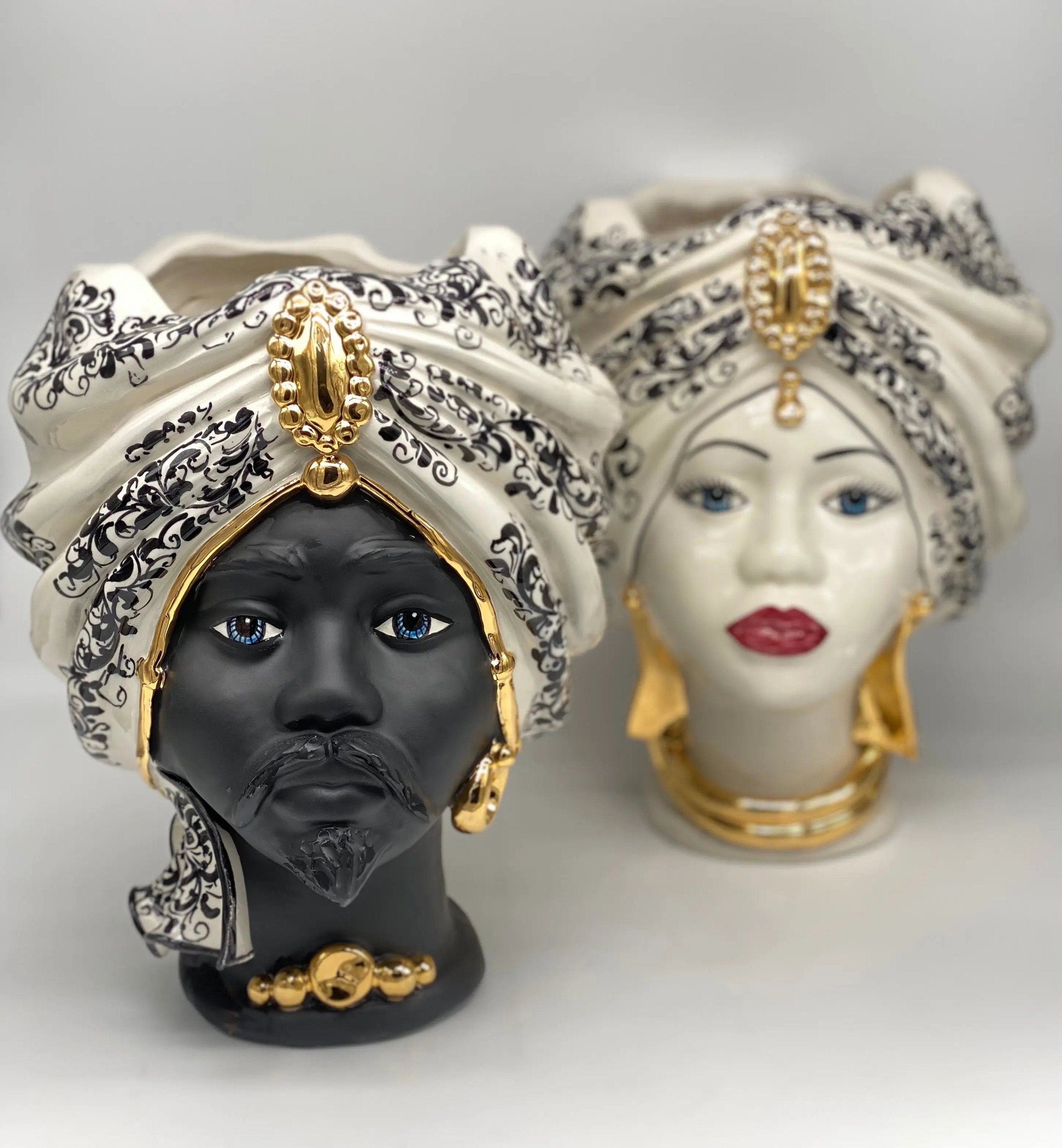 Teste di Moro Atena Ceramica Caltagirone cm H.30 L.23 Artigianale Opaco Bianco Barocco Oro DD CERAMICHE SICILIANE