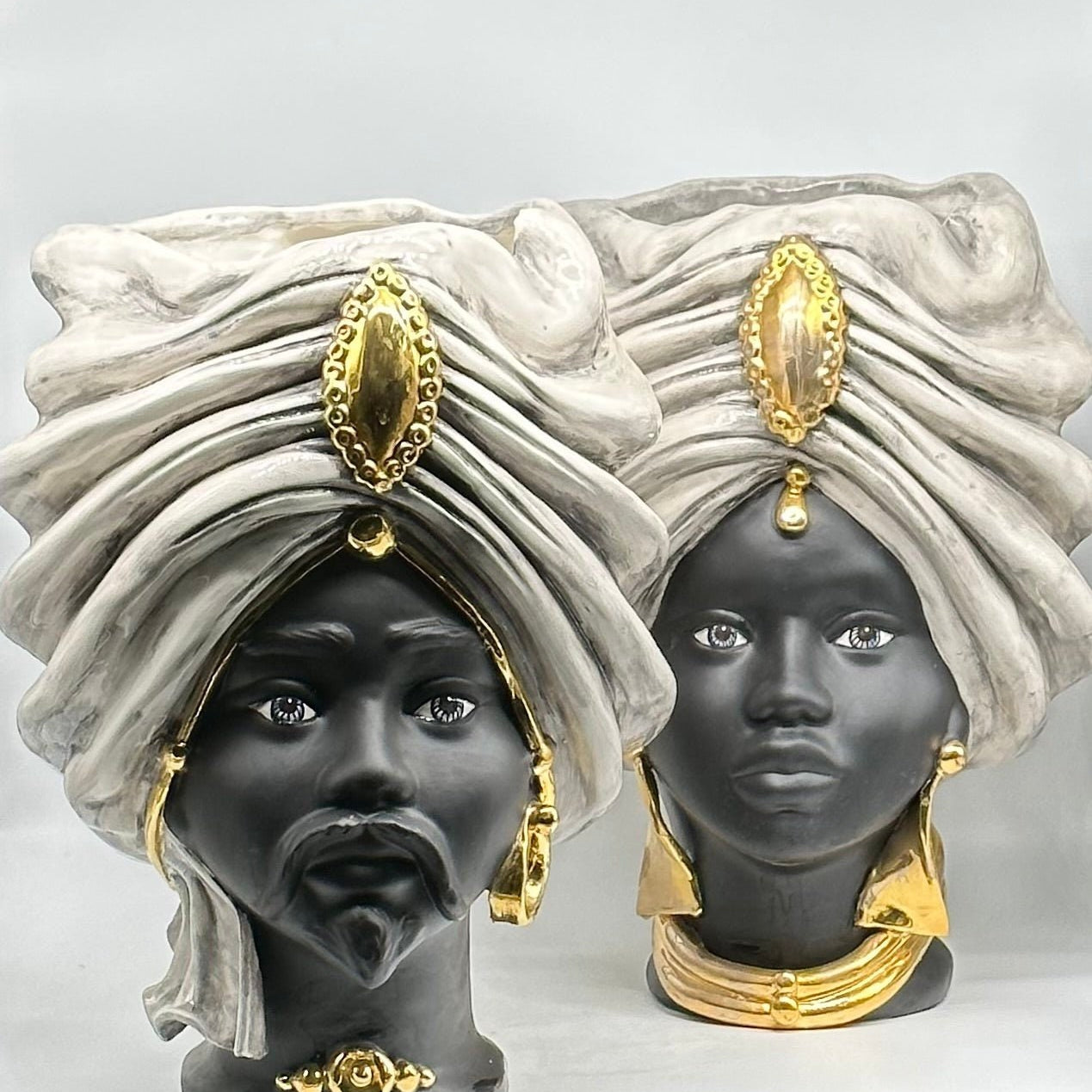 Teste di Moro Atena Ceramica Caltagirone cm H.40 L.28 Artigianale Ghiaccio Opaco Oro - DD CERAMICHE SICILIANE