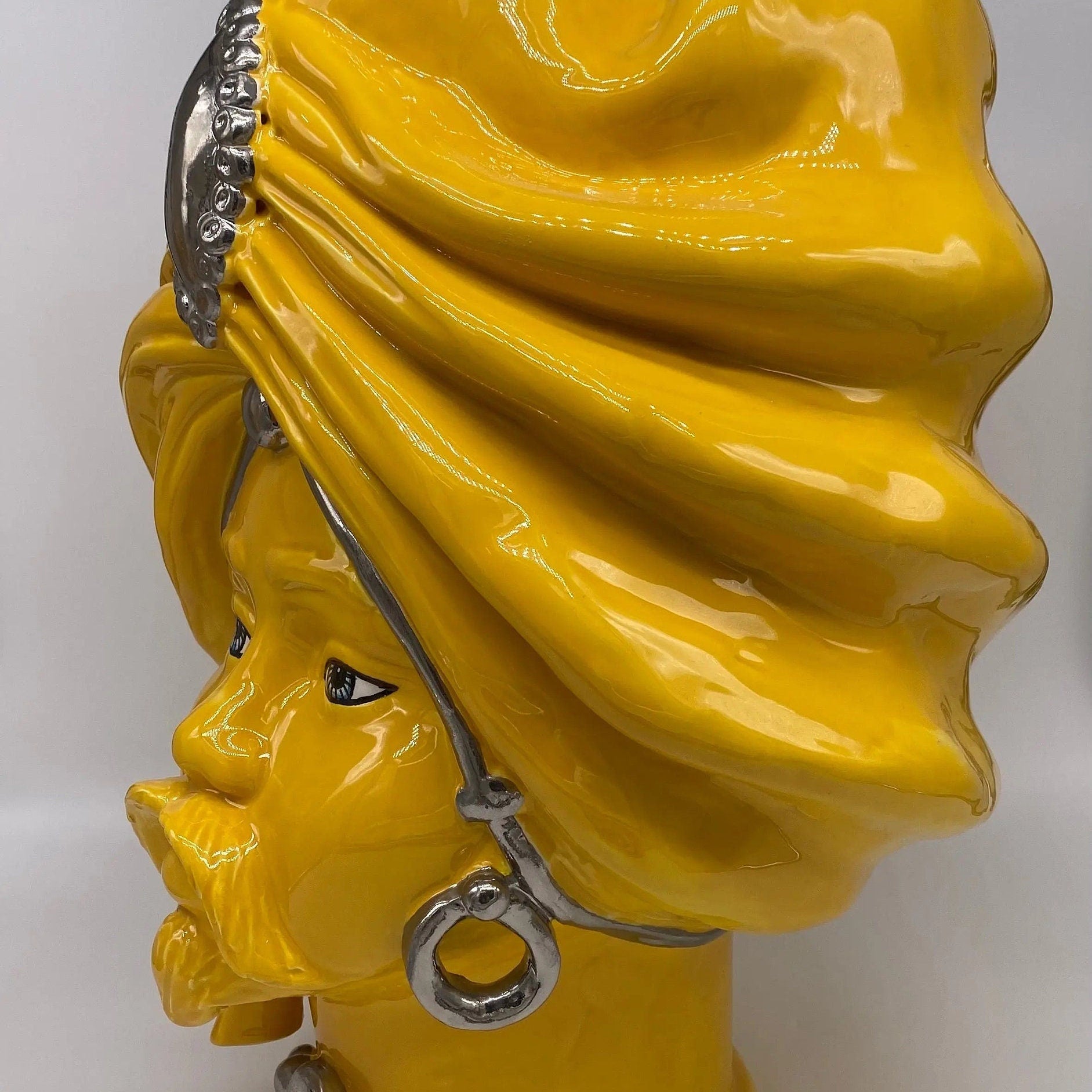 Teste di Moro Atena Ceramica Caltagirone cm H.40 L.28 Artigianale Giallo Platino DD CERAMICHE SICILIANE