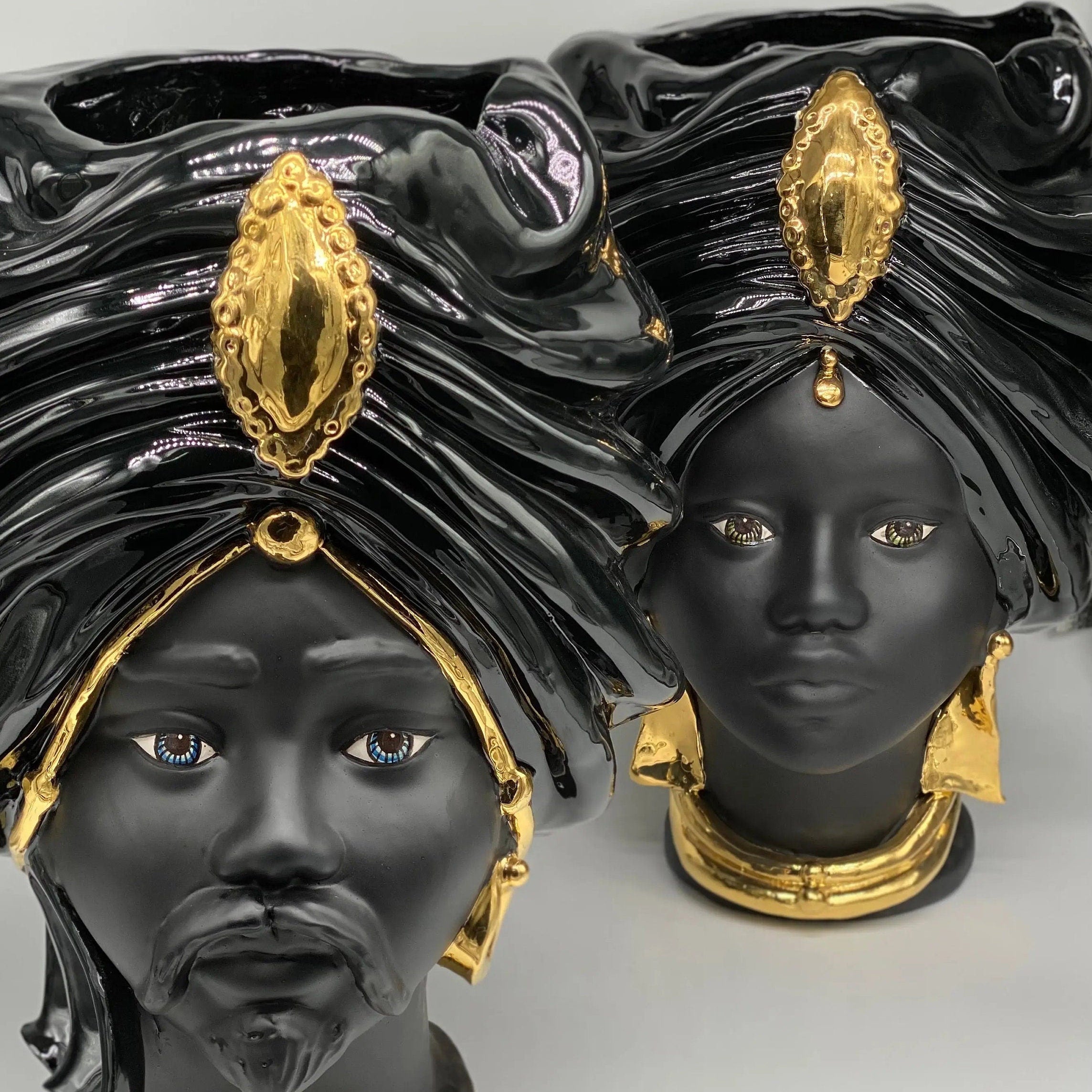 Teste di Moro Atena Ceramica Caltagirone cm H.40 L.28 Artigianale Nero Oro DD CERAMICHE SICILIANE