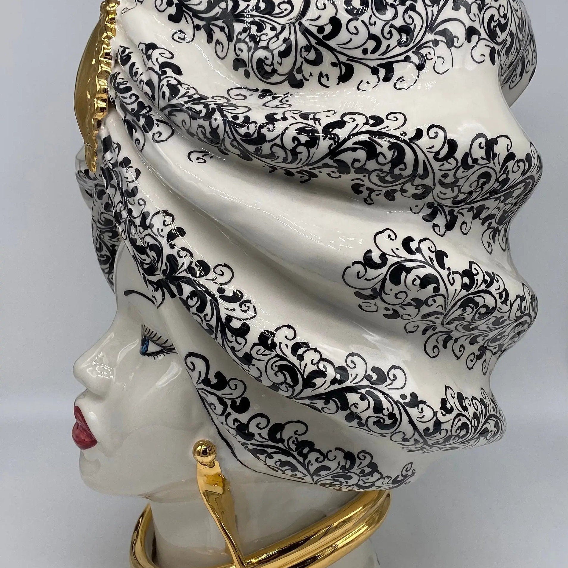 Teste di Moro Atena Ceramica Caltagirone cm H.40 L.28 Artigianale Opaco Bianco Barocco Oro DD CERAMICHE SICILIANE